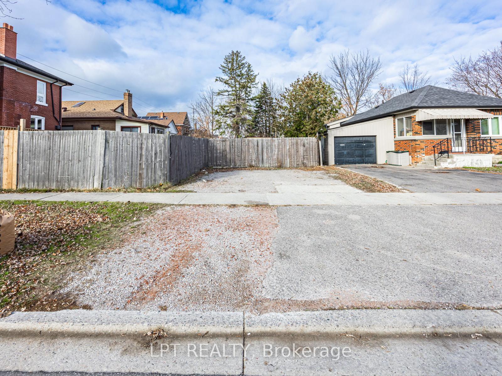 Photo 9 of 201 Ritson Road S, Oshawa, Central — HOMEH