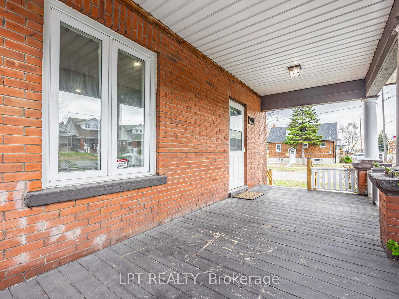 Photo 12 of 201 Ritson Road S, Oshawa, Central — HOMEH