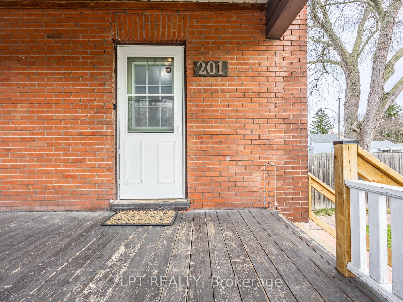 Photo 14 of 201 Ritson Road S, Oshawa, Central — HOMEH