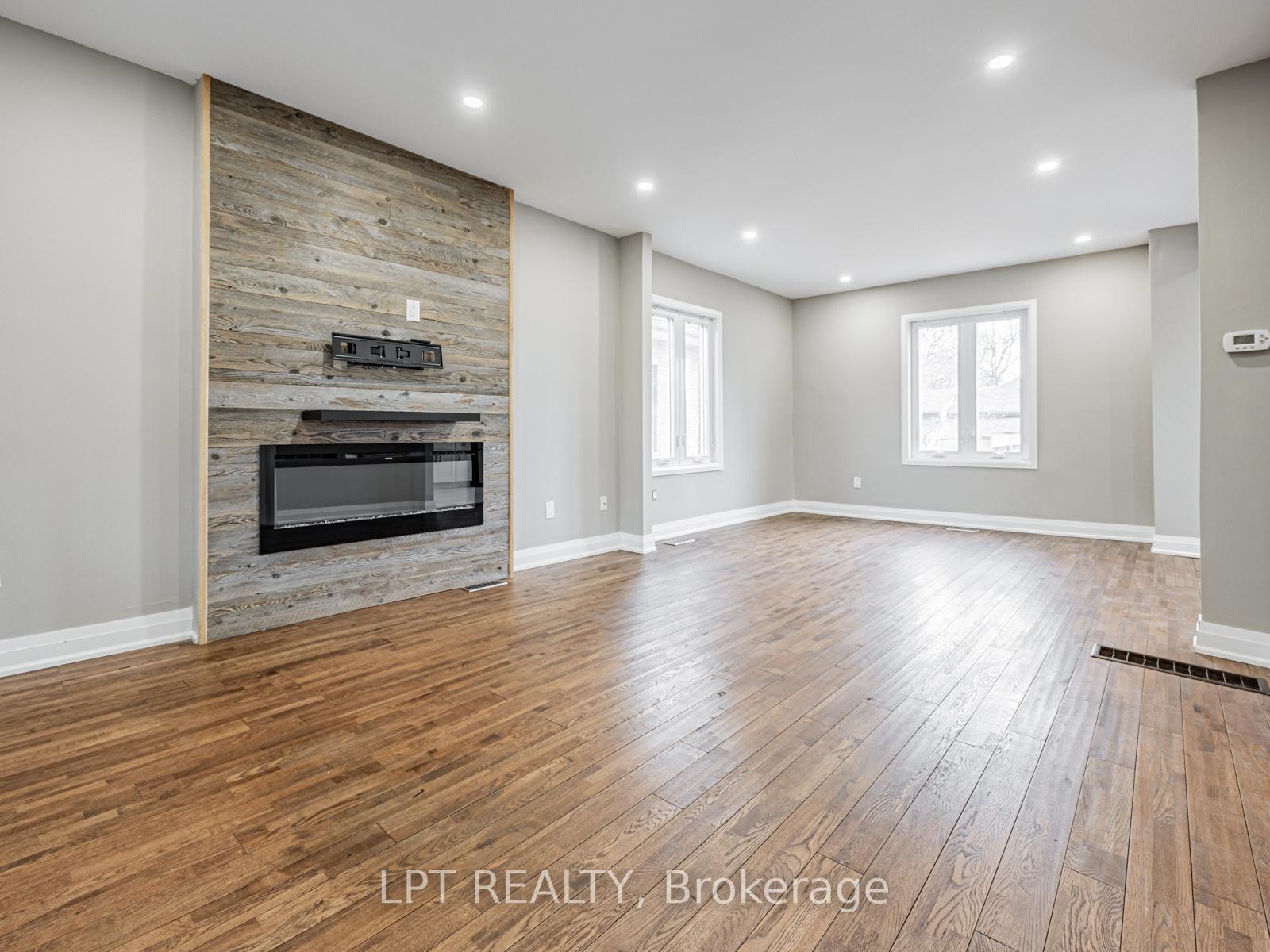 Photo 17 of 201 Ritson Road S, Oshawa, Central — HOMEH