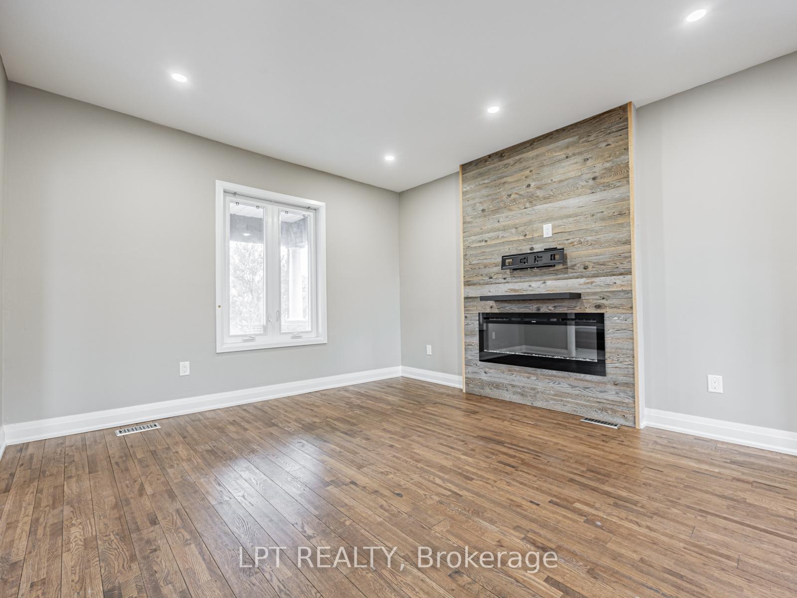 Photo 20 of 201 Ritson Road S, Oshawa, Central — HOMEH