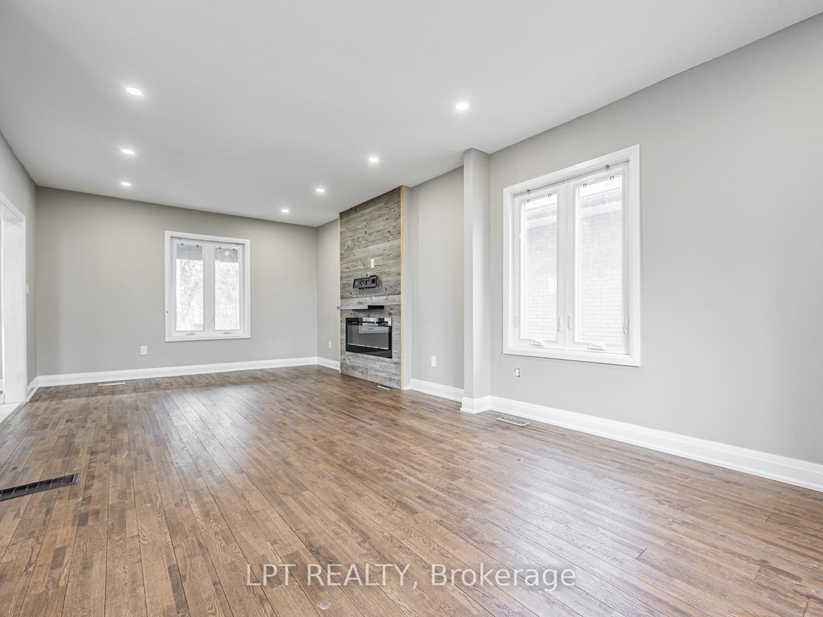 Photo 23 of 201 Ritson Road S, Oshawa, Central — HOMEH