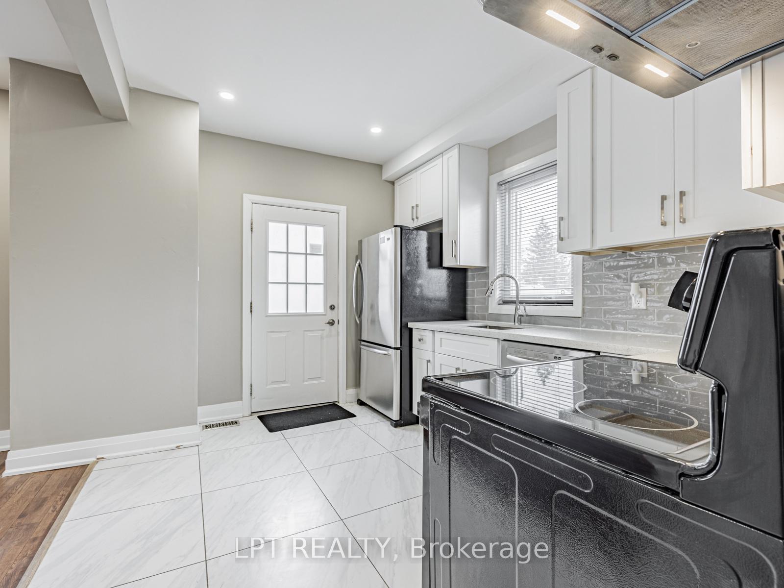 Photo 26 of 201 Ritson Road S, Oshawa, Central — HOMEH