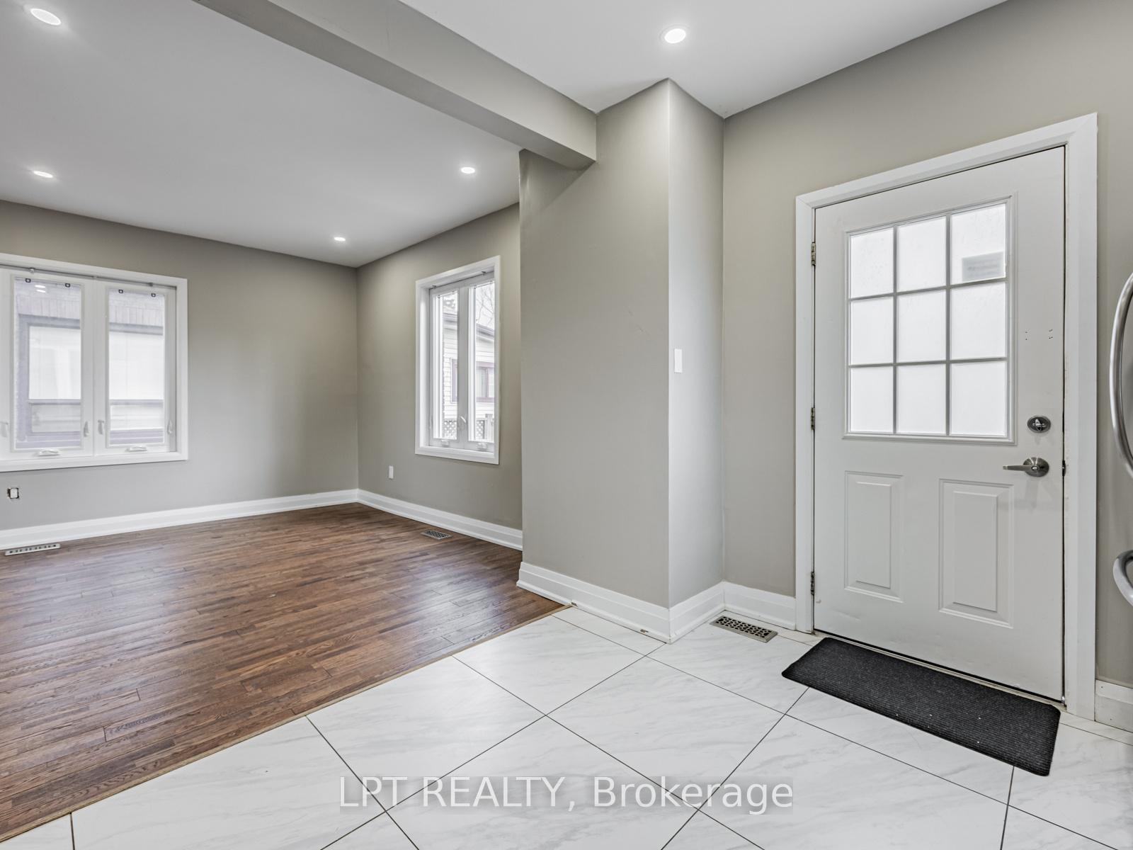 Photo 32 of 201 Ritson Road S, Oshawa, Central — HOMEH