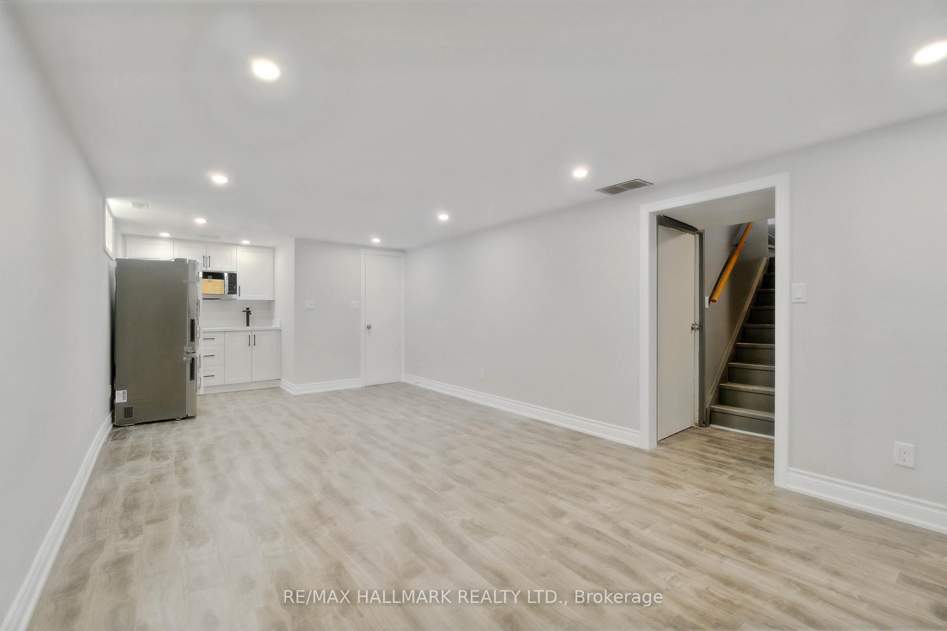 Photo 3 of 91 Boston (Lower) Crescent, Hamilton, Berrisfield — HOMEH