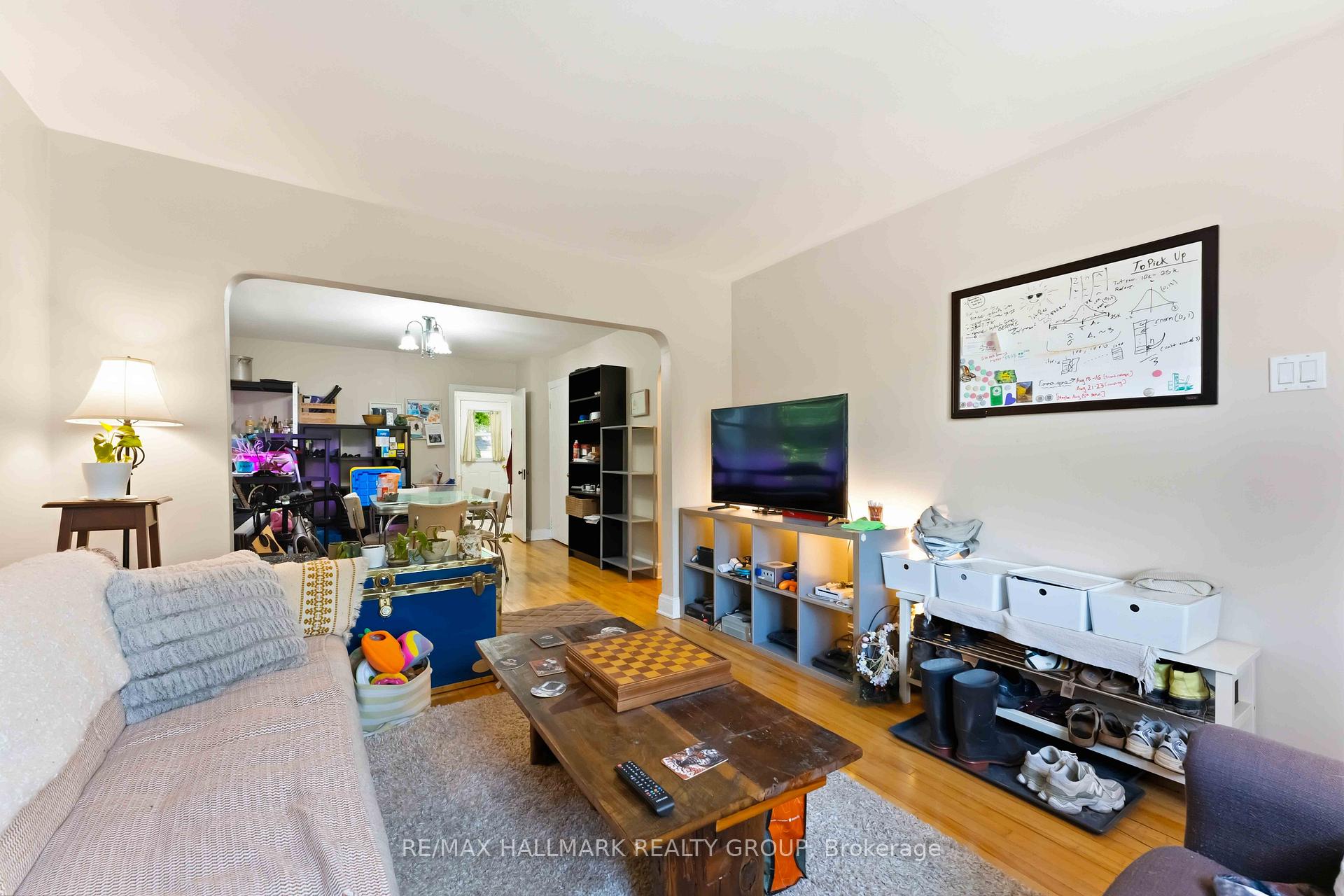 Photo 3 of Unit 1, 1079 North River Road, Ottawa, Overbrook — HOMEH
