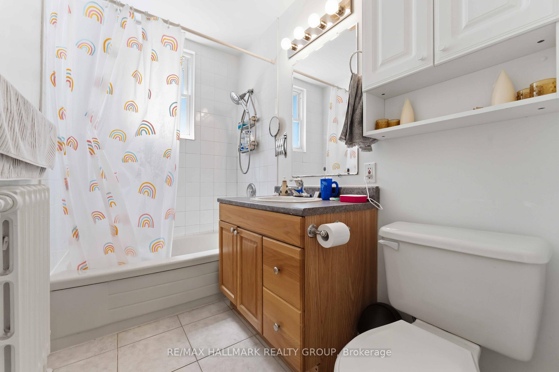 Photo 12 of Unit 1, 1079 North River Road, Ottawa, Overbrook — HOMEH