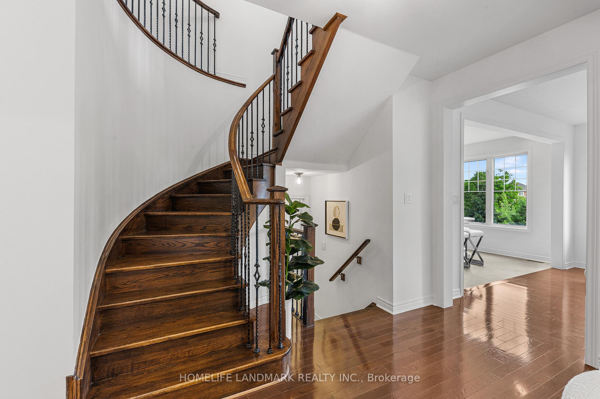Photo 23 of 125 Roy Harper Avenue, Aurora, Rural Aurora — HOMEH