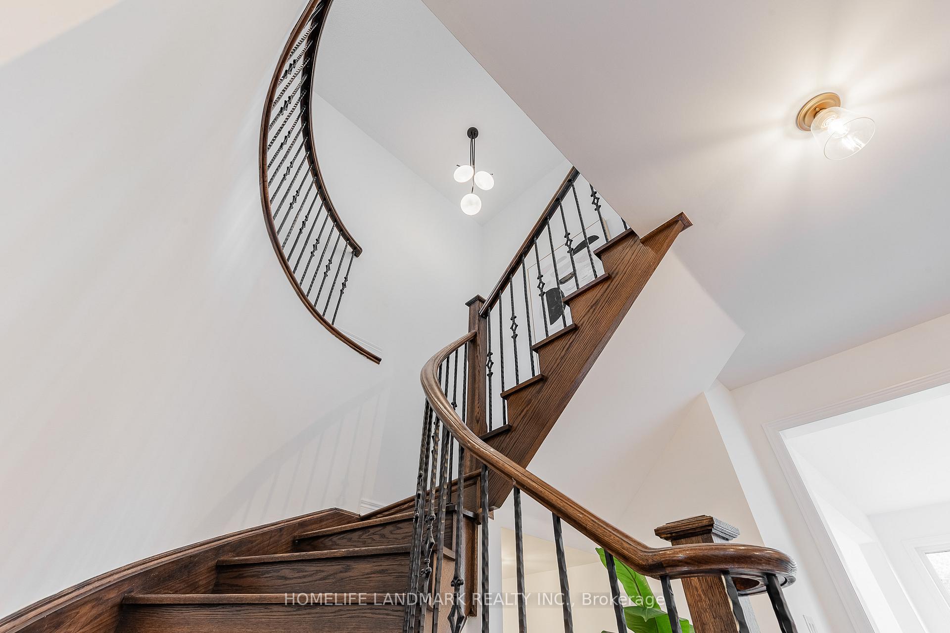 Photo 24 of 125 Roy Harper Avenue, Aurora, Rural Aurora — HOMEH