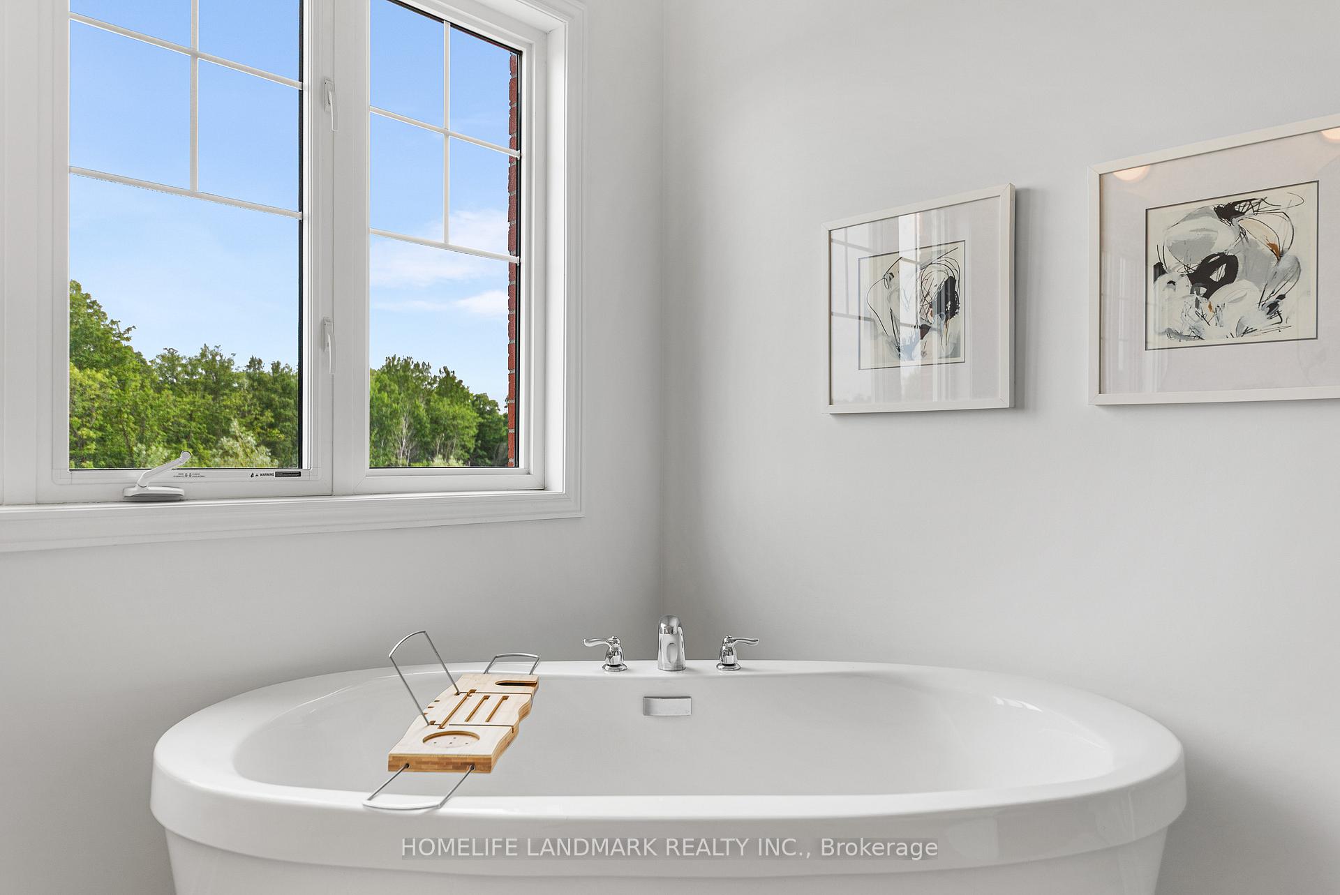 Photo 30 of 125 Roy Harper Avenue, Aurora, Rural Aurora — HOMEH