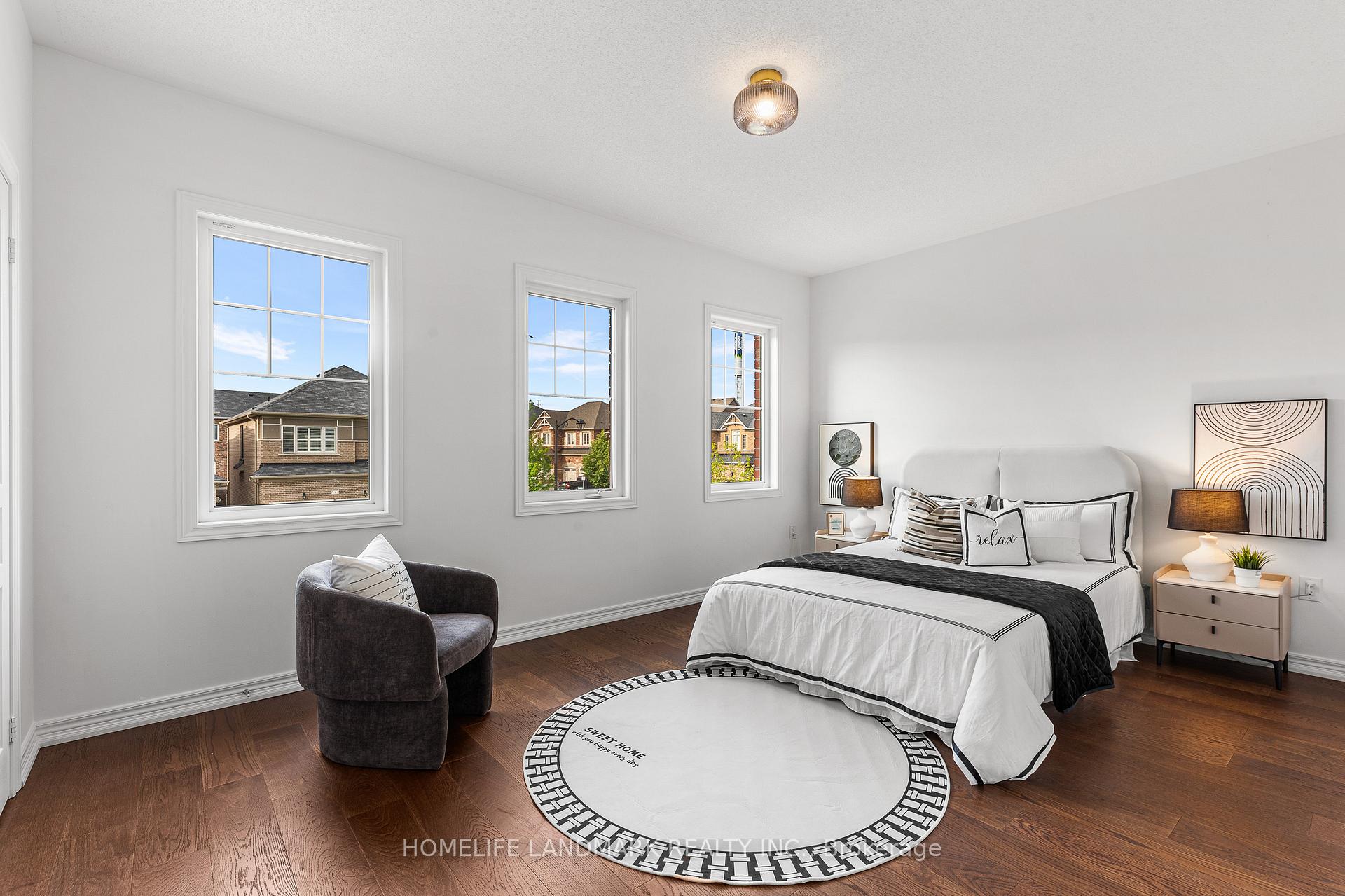Photo 37 of 125 Roy Harper Avenue, Aurora, Rural Aurora — HOMEH