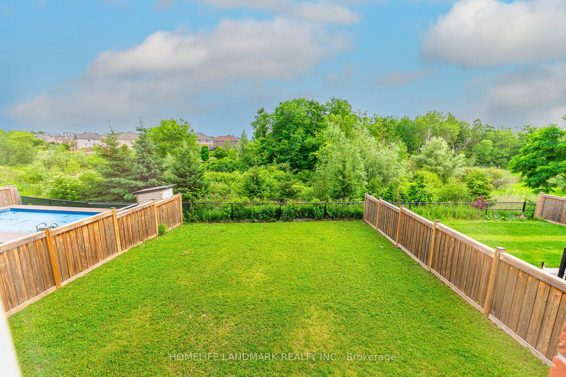Photo 41 of 125 Roy Harper Avenue, Aurora, Rural Aurora — HOMEH