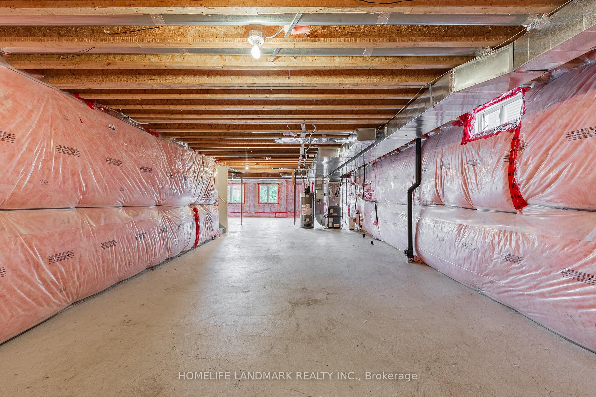 Photo 44 of 125 Roy Harper Avenue, Aurora, Rural Aurora — HOMEH