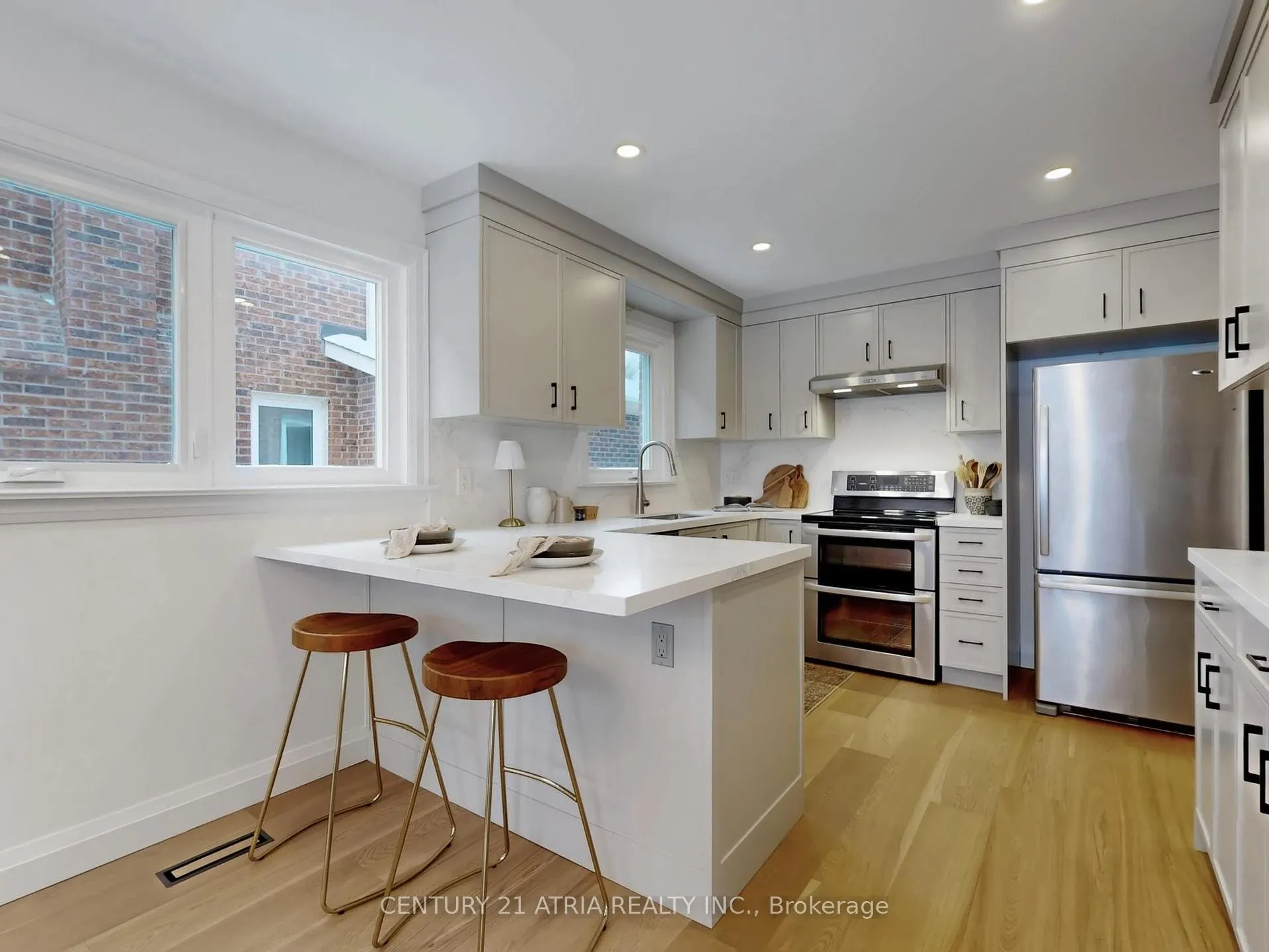Photo 10 of 130 Major Buttons Drive, Markham, Sherwood-Amberglen — HOMEH