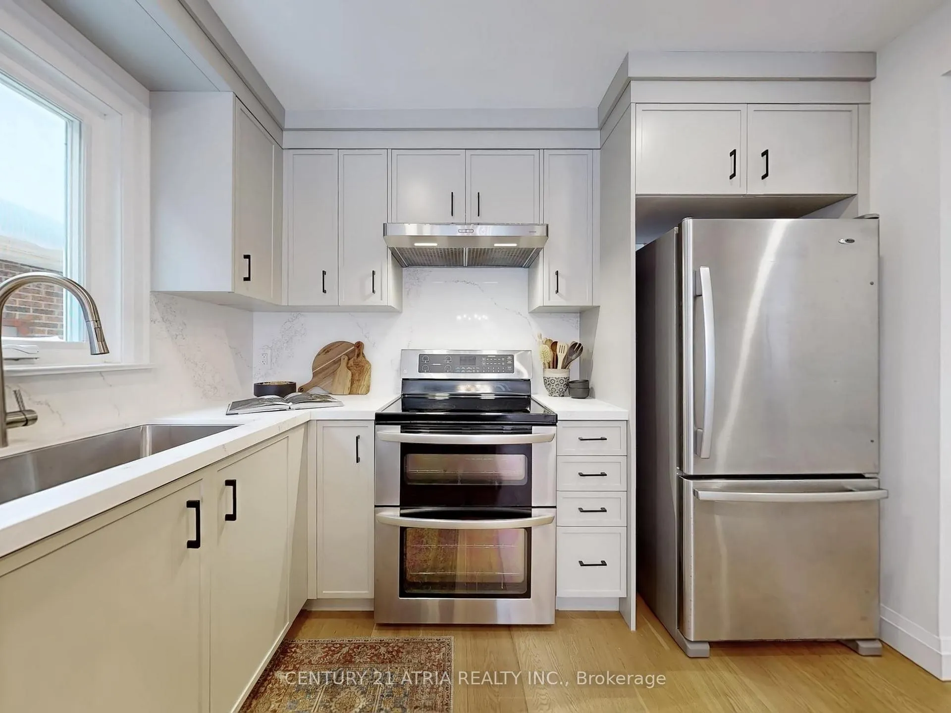 Photo 13 of 130 Major Buttons Drive, Markham, Sherwood-Amberglen — HOMEH