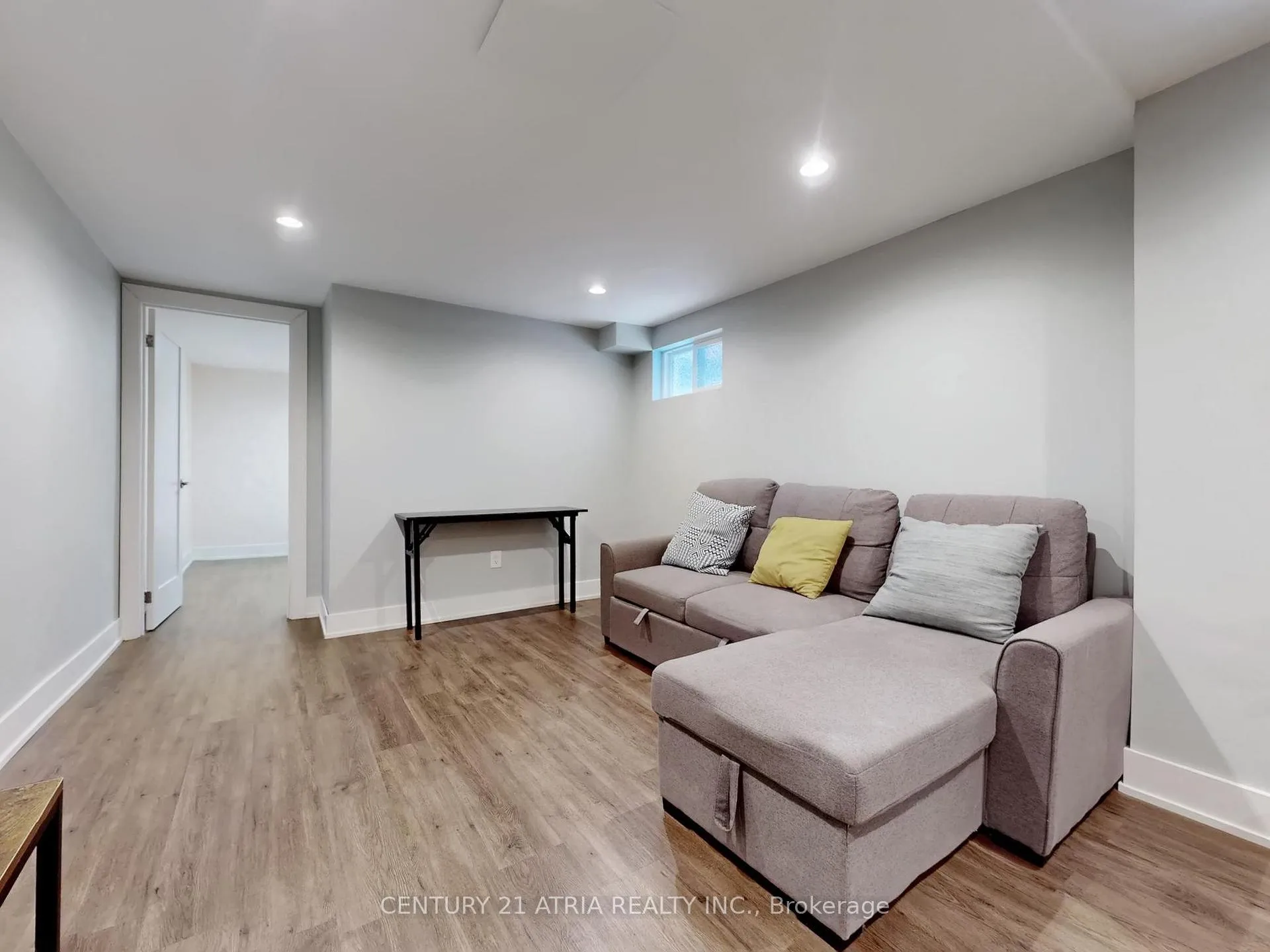 Photo 35 of 130 Major Buttons Drive, Markham, Sherwood-Amberglen — HOMEH