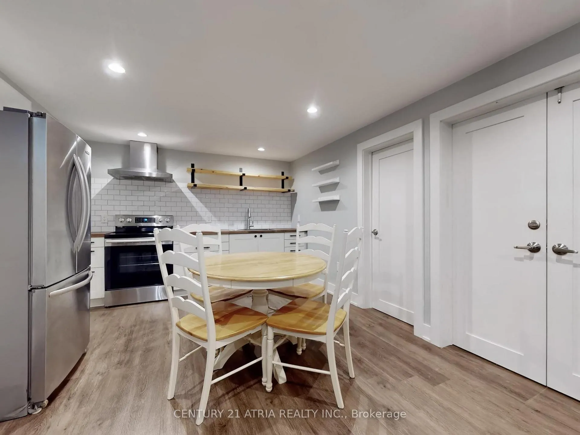 Photo 38 of 130 Major Buttons Drive, Markham, Sherwood-Amberglen — HOMEH
