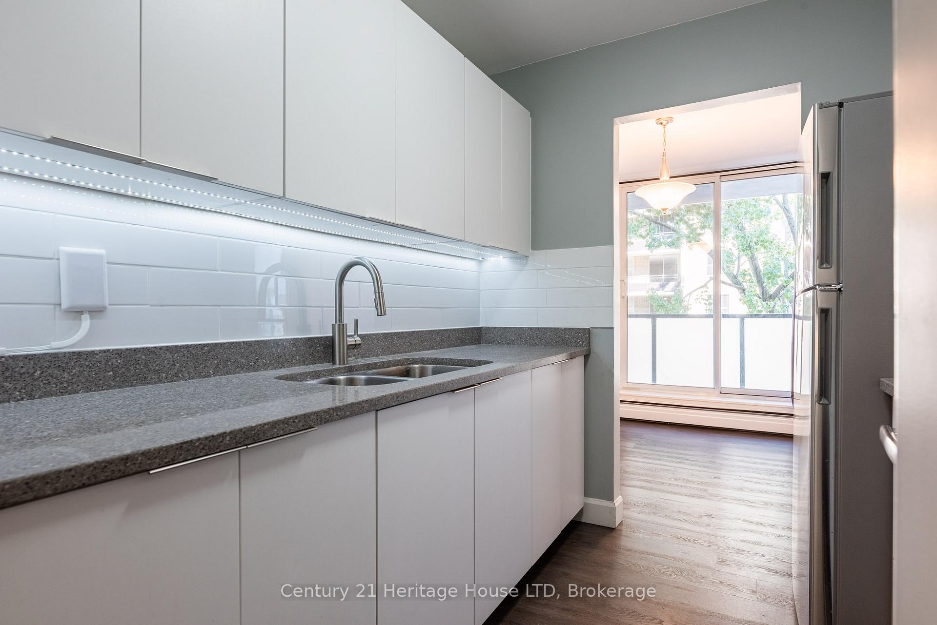 Photo 8 of Unit 303, 359 Geneva Street, St. Catharines, Fairview — HOMEH