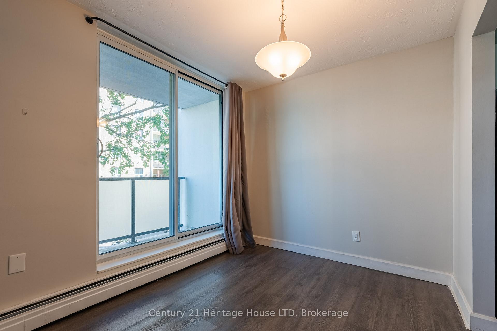 Photo 11 of Unit 303, 359 Geneva Street, St. Catharines, Fairview — HOMEH