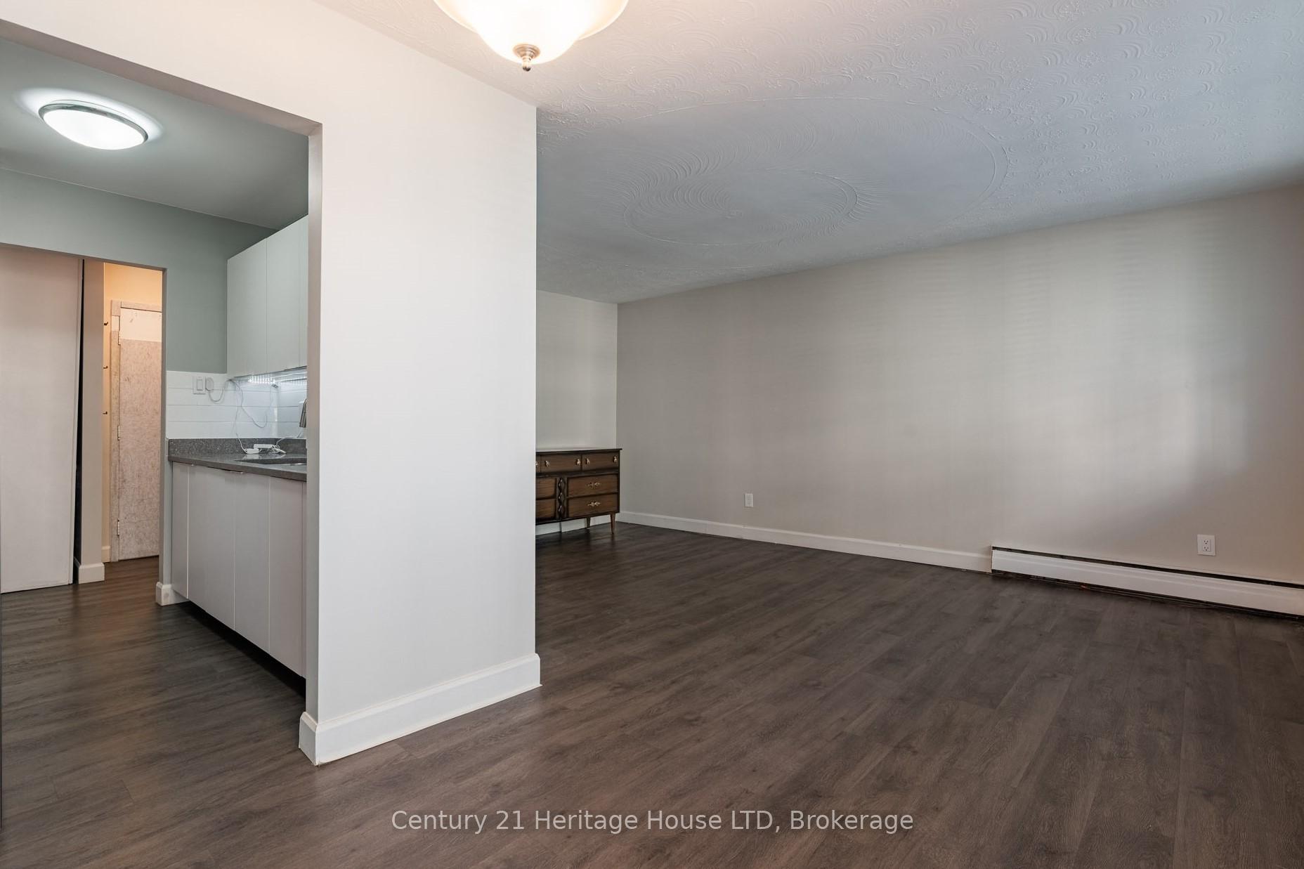 Photo 16 of Unit 303, 359 Geneva Street, St. Catharines, Fairview — HOMEH