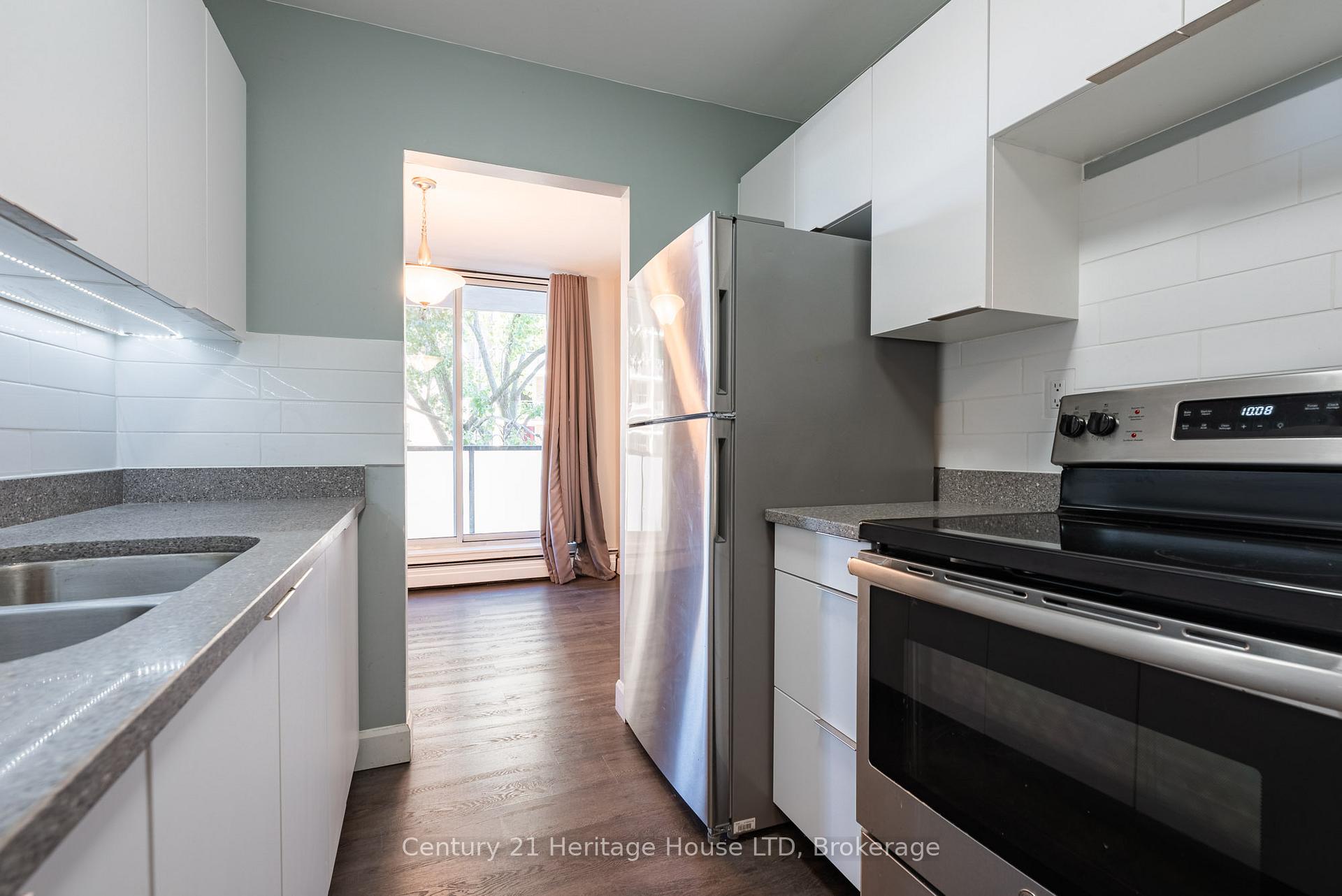 Photo 7 of Unit 303, 359 Geneva Street, St. Catharines, Fairview — HOMEH