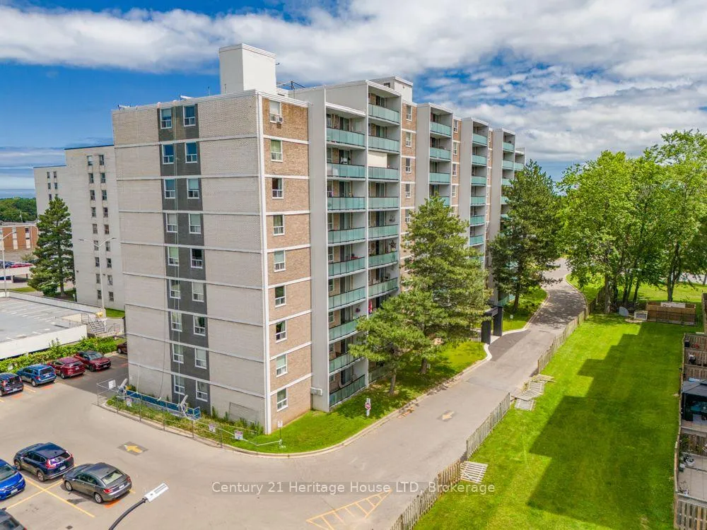 Photo 2 of Unit 303, 359 Geneva Street, St. Catharines, Fairview — HOMEH
