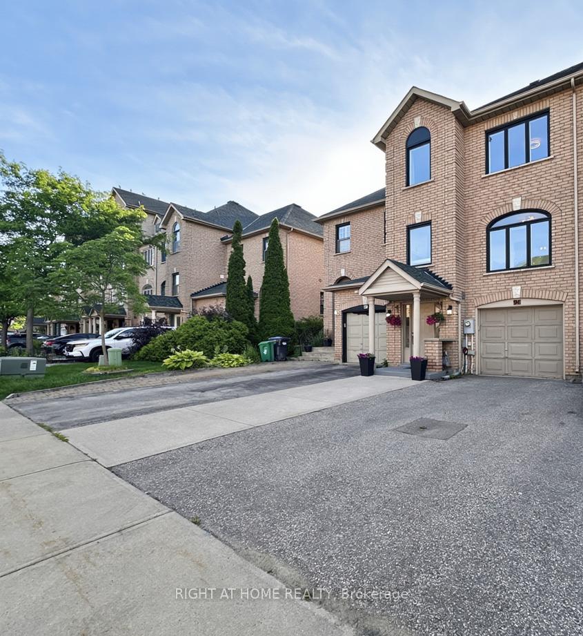 Photo 23 of 94 Provincial Place, Brampton, Northgate — HOMEH
