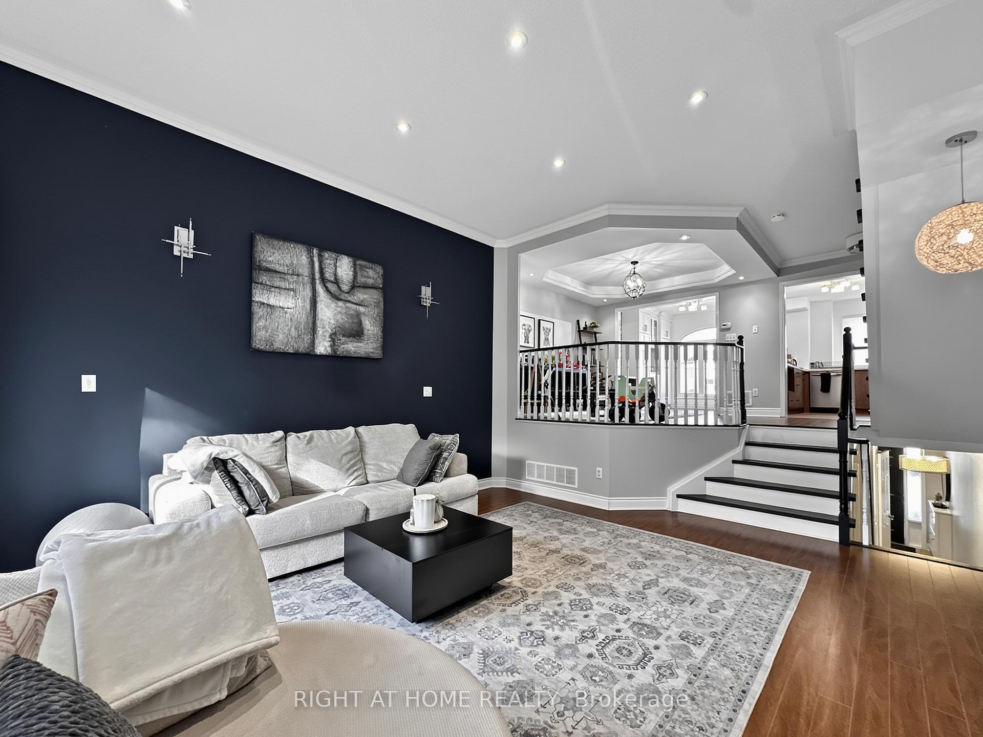 Photo 6 of 94 Provincial Place, Brampton, Northgate — HOMEH