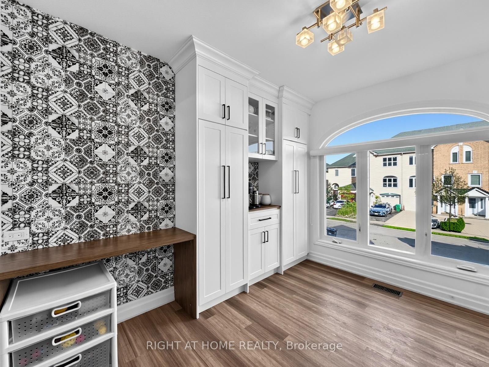 Photo 8 of 94 Provincial Place, Brampton, Northgate — HOMEH