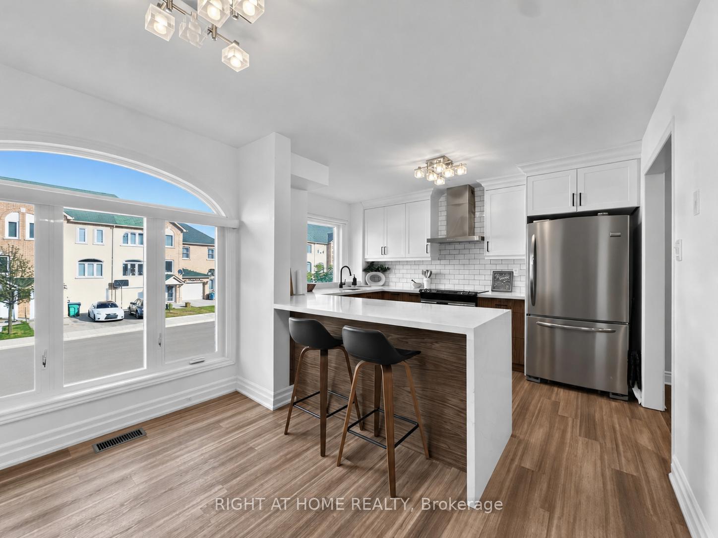 Photo 9 of 94 Provincial Place, Brampton, Northgate — HOMEH