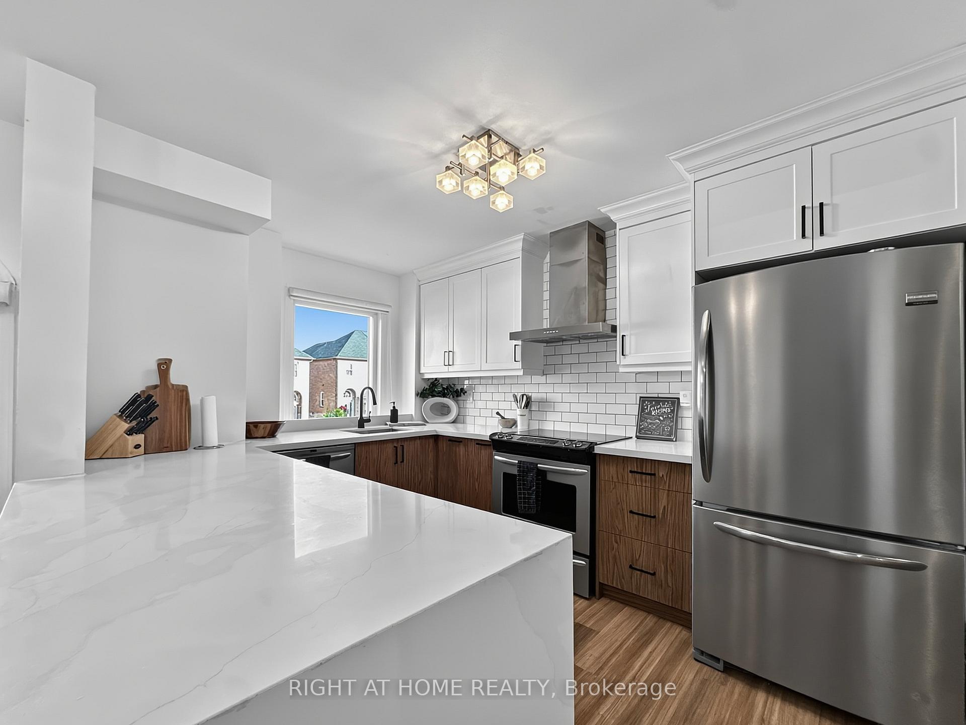 Photo 10 of 94 Provincial Place, Brampton, Northgate — HOMEH