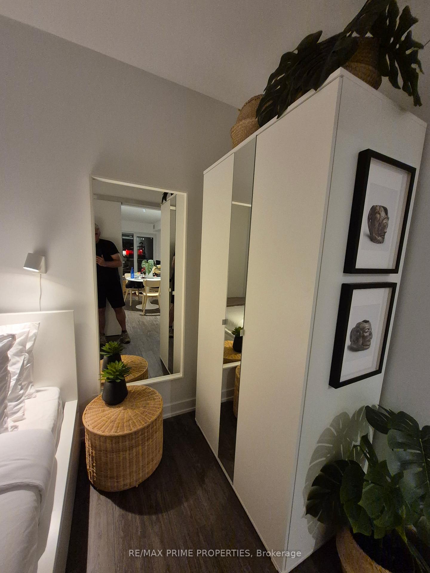 Photo 2 of Unit 3215, 88 Queen Street E, Toronto, Church-Yonge Corridor — HOMEH