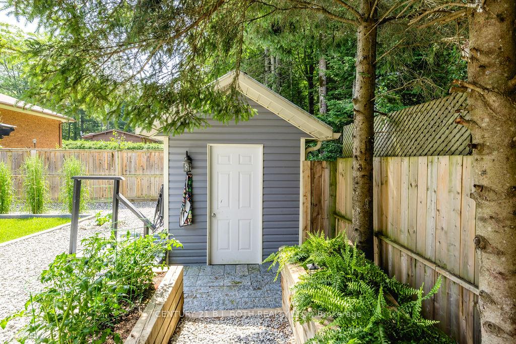 Photo 43 of 31 Robern Avenue, Tiny, Rural Tiny — HOMEH