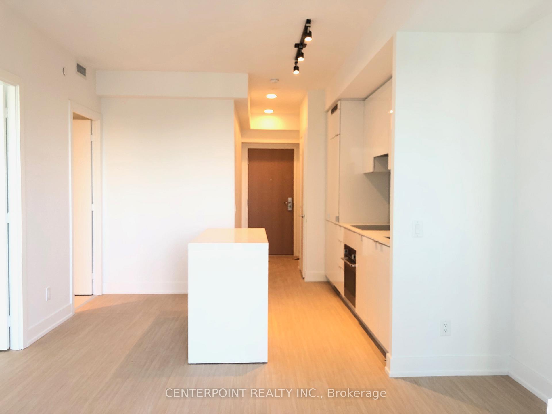 Photo 4 of Unit 3013, 7 Grenville Street, Toronto, Bay Street Corridor — HOMEH