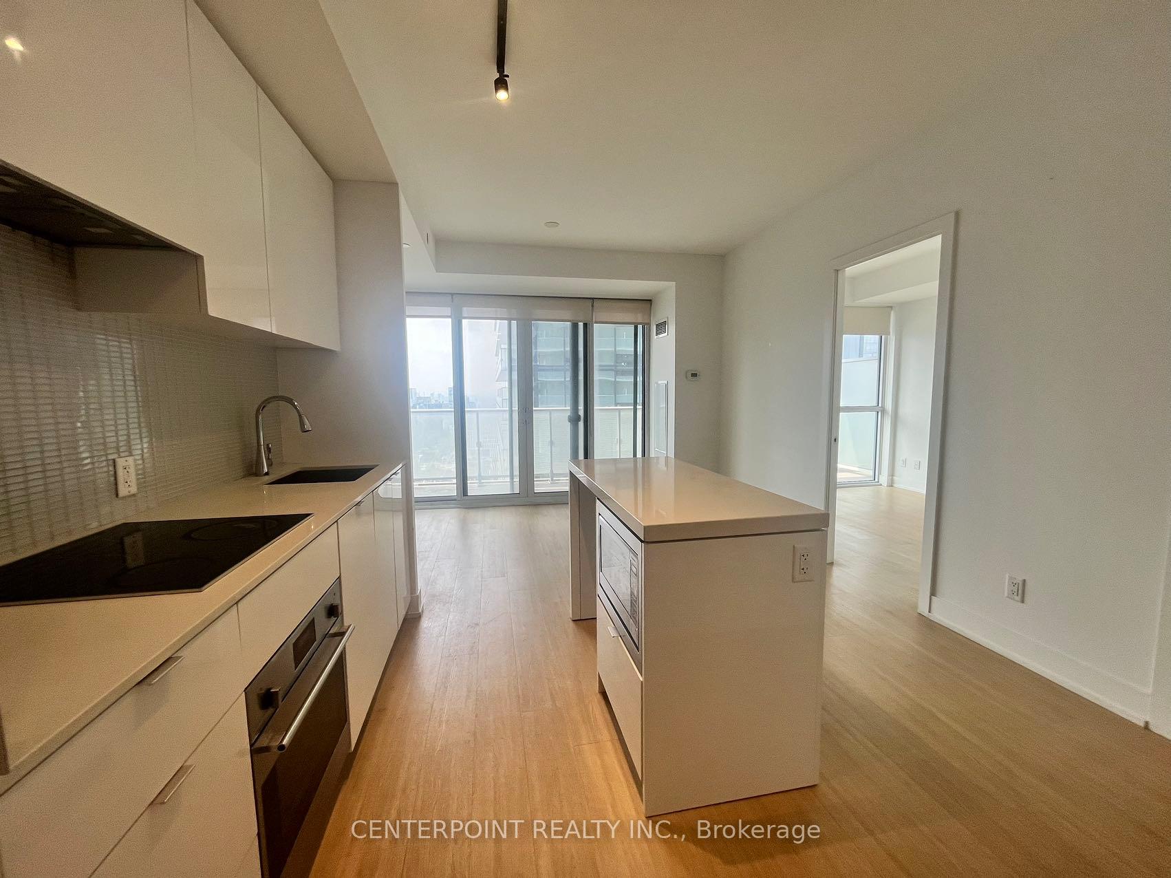Photo 6 of Unit 3013, 7 Grenville Street, Toronto, Bay Street Corridor — HOMEH