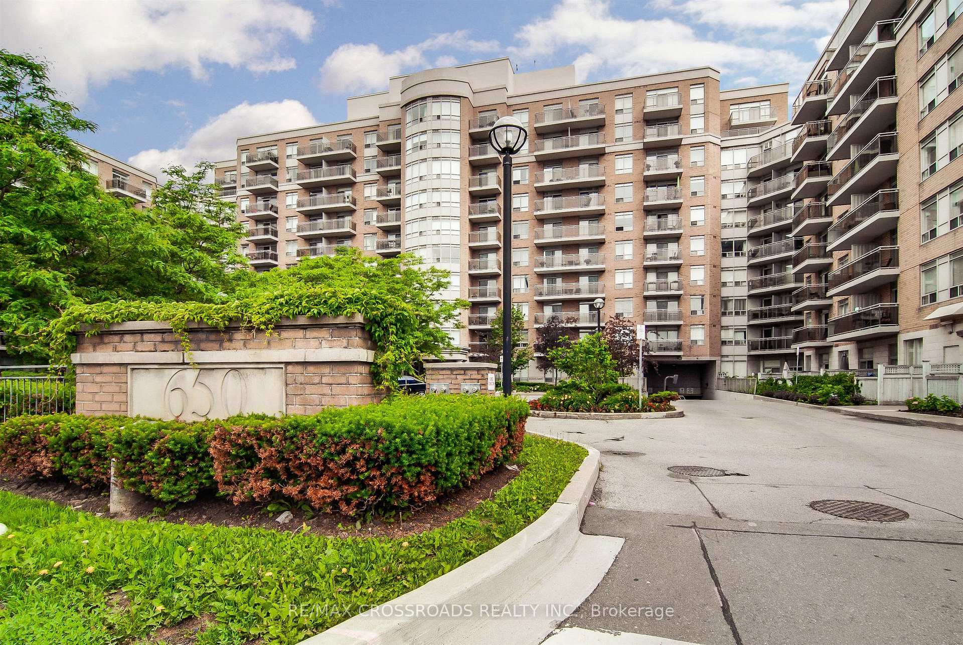 Photo 2 of Unit 183, 650 Lawrence Avenue W, Toronto, Englemount-Lawrence — HOMEH