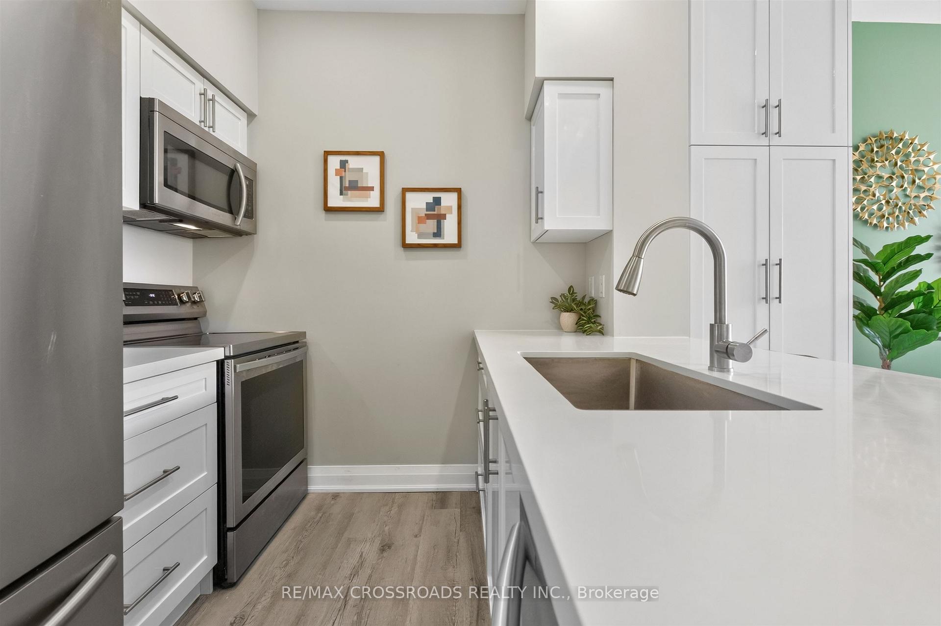 Photo 5 of Unit 183, 650 Lawrence Avenue W, Toronto, Englemount-Lawrence — HOMEH