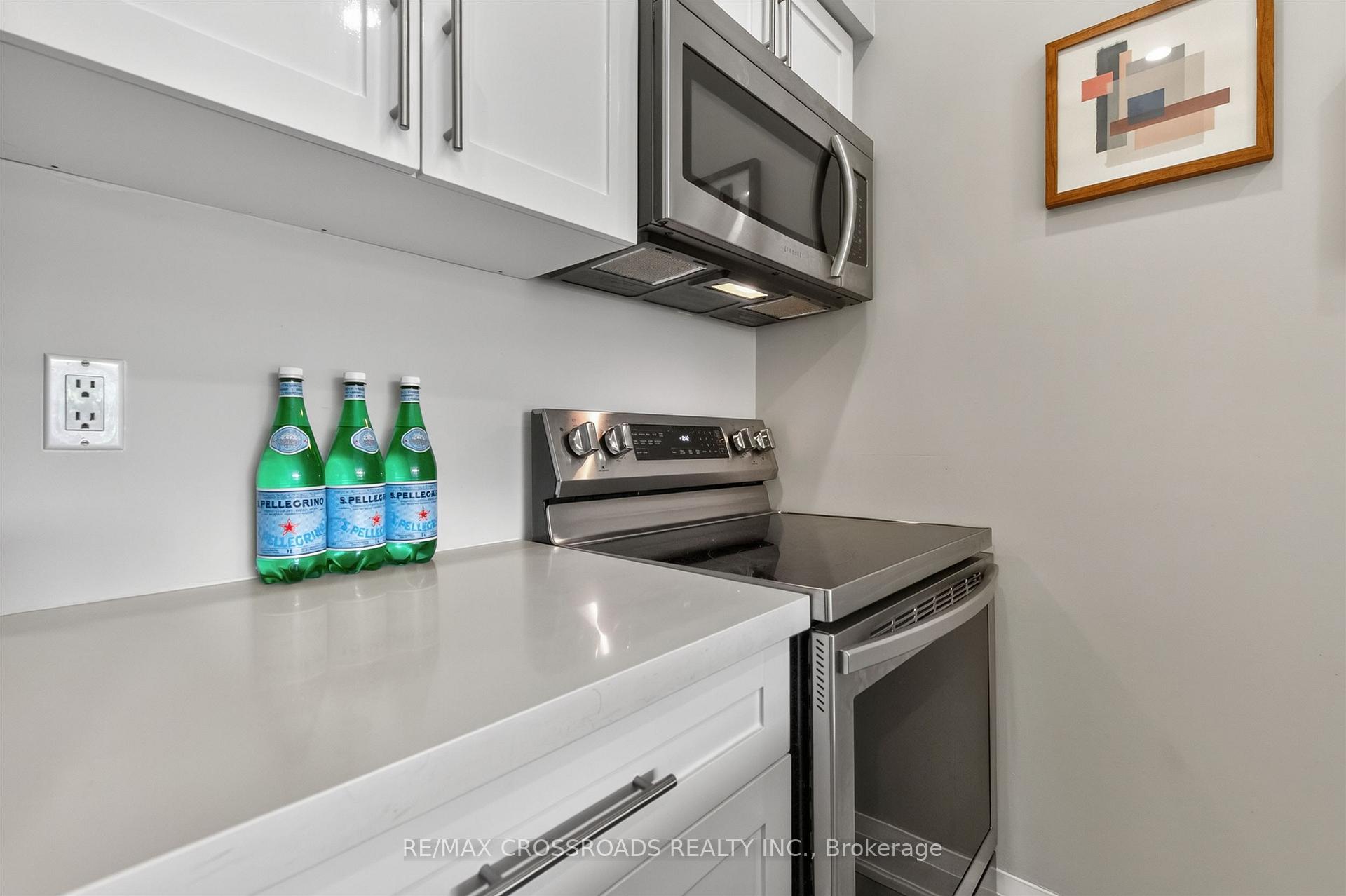 Photo 6 of Unit 183, 650 Lawrence Avenue W, Toronto, Englemount-Lawrence — HOMEH