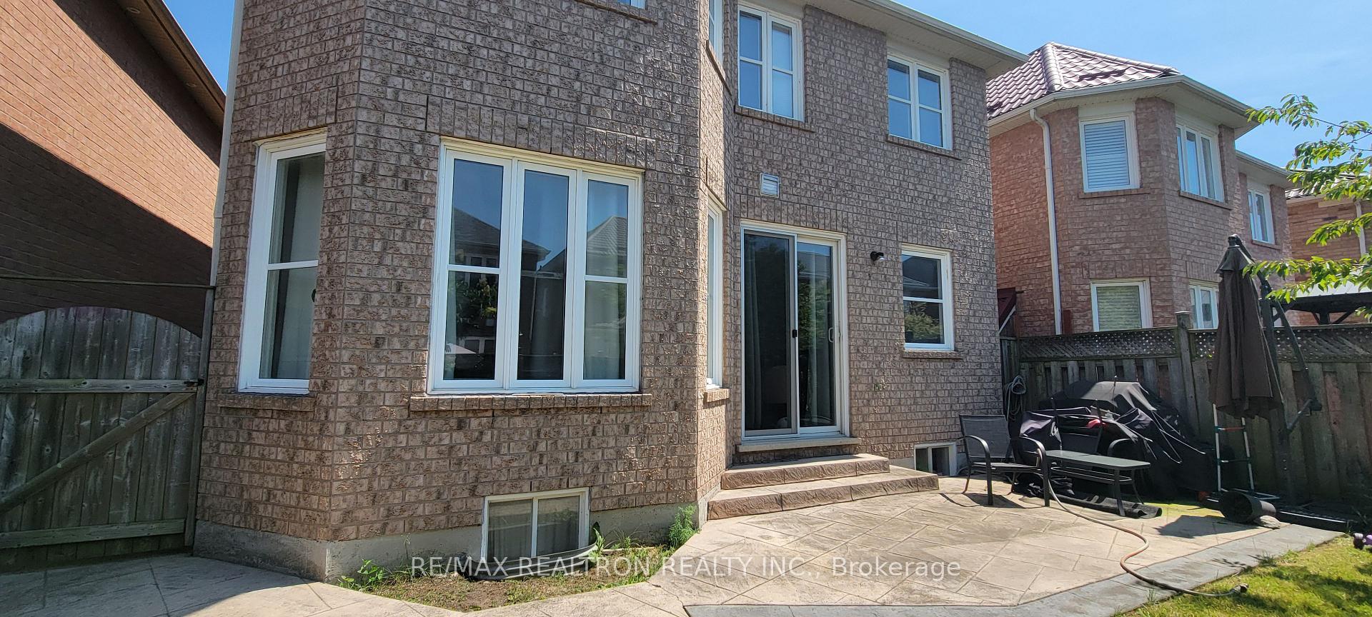 Photo 6 of Unit Main, 78 Rouge River Drive, Scarborough, Rouge — HOMEH
