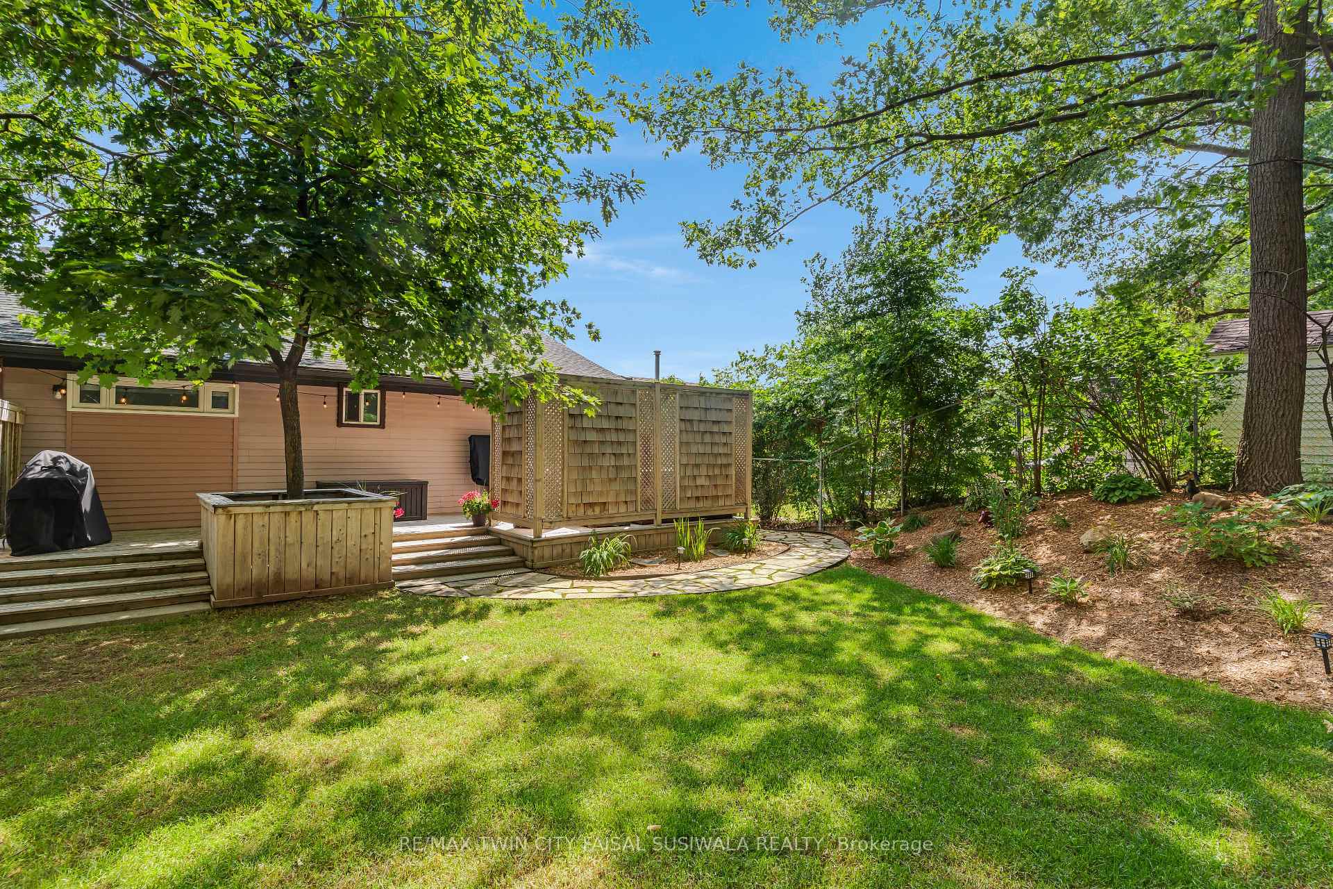 Photo 5 of 64 Cindy Avenue, Cambridge, Grow Community Centre — HOMEH