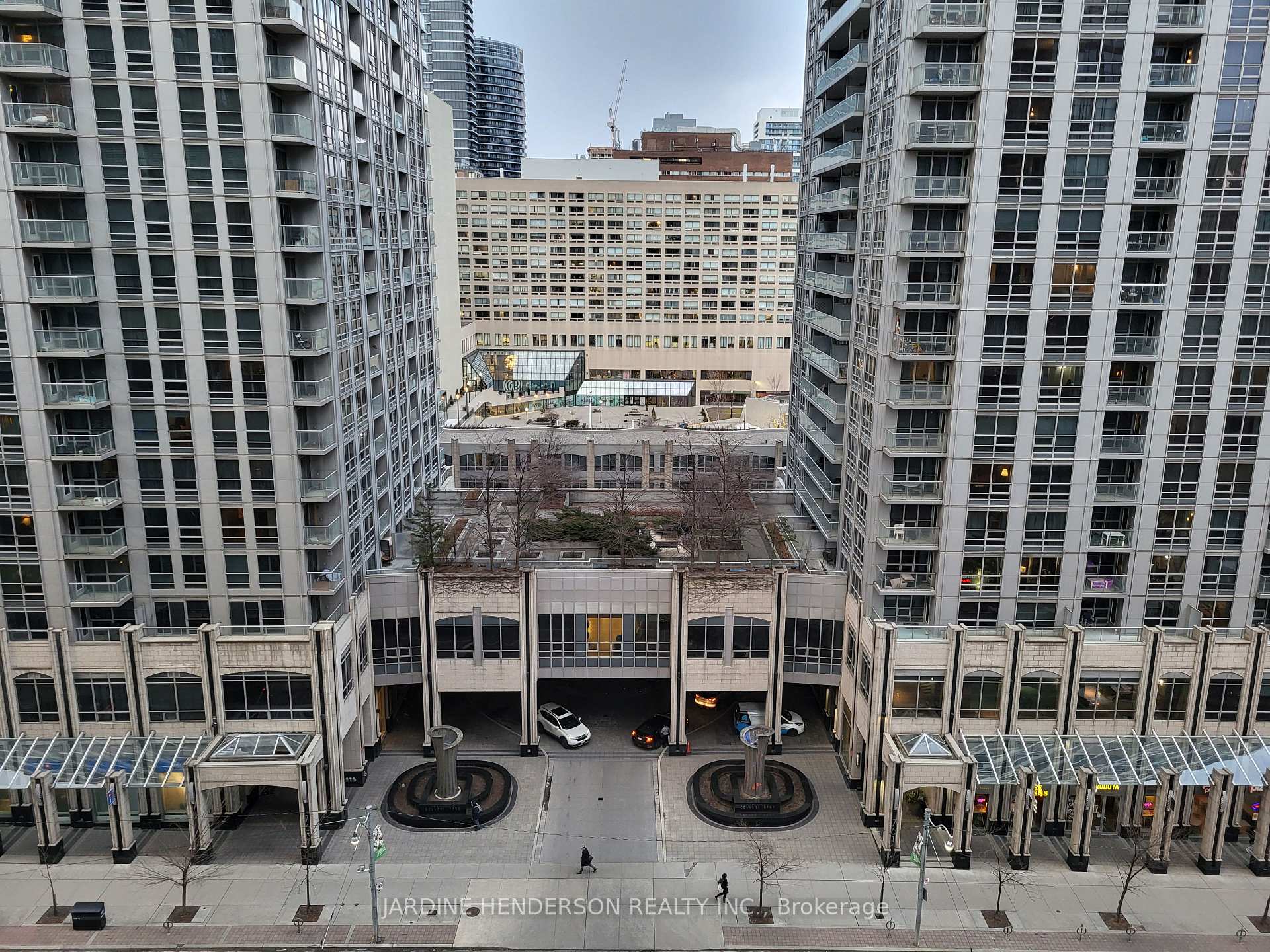 Photo 13 of Unit 1502, 750 Bay Street, Toronto, Bay Street Corridor — HOMEH