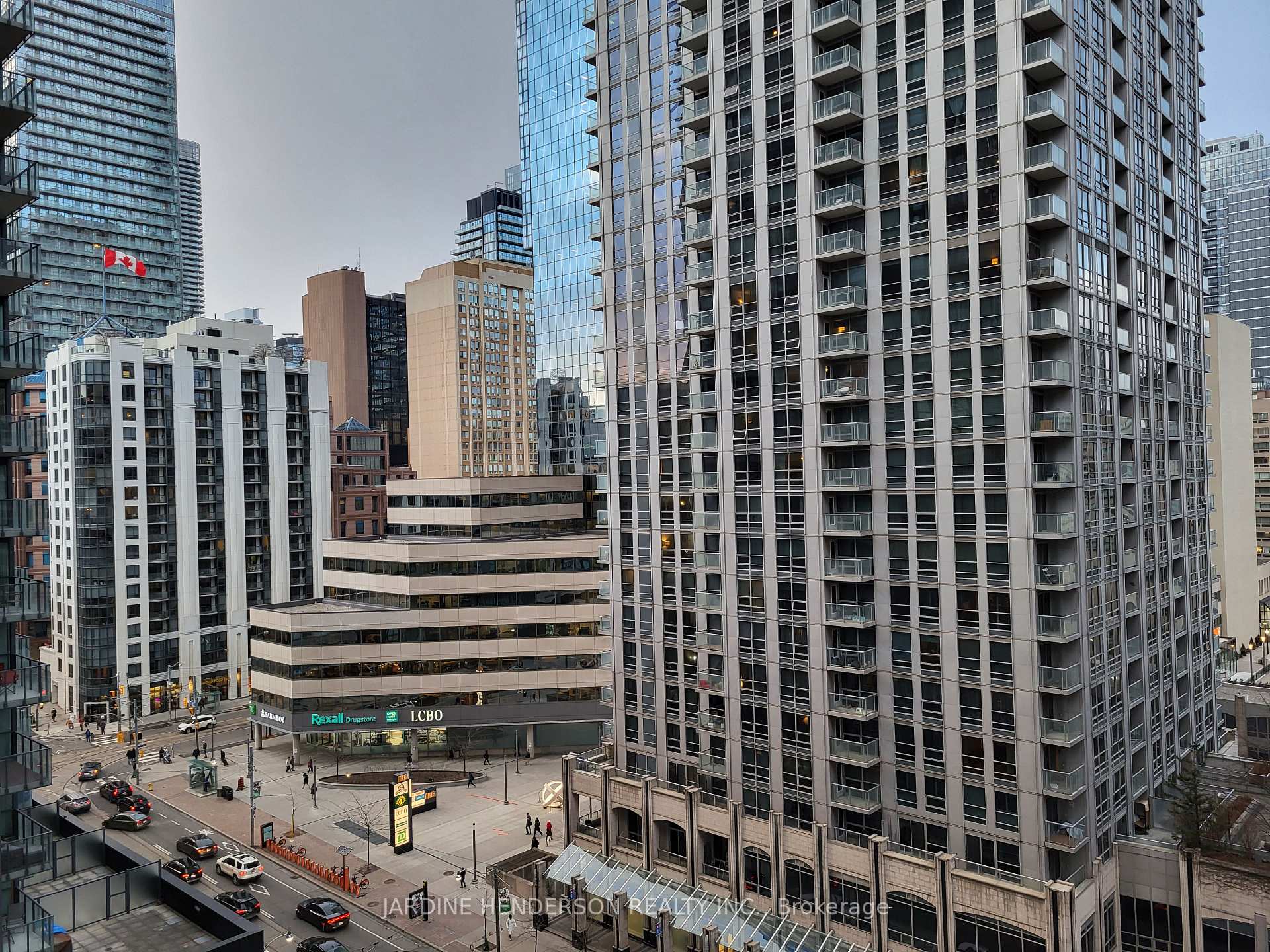 Photo 15 of Unit 1502, 750 Bay Street, Toronto, Bay Street Corridor — HOMEH