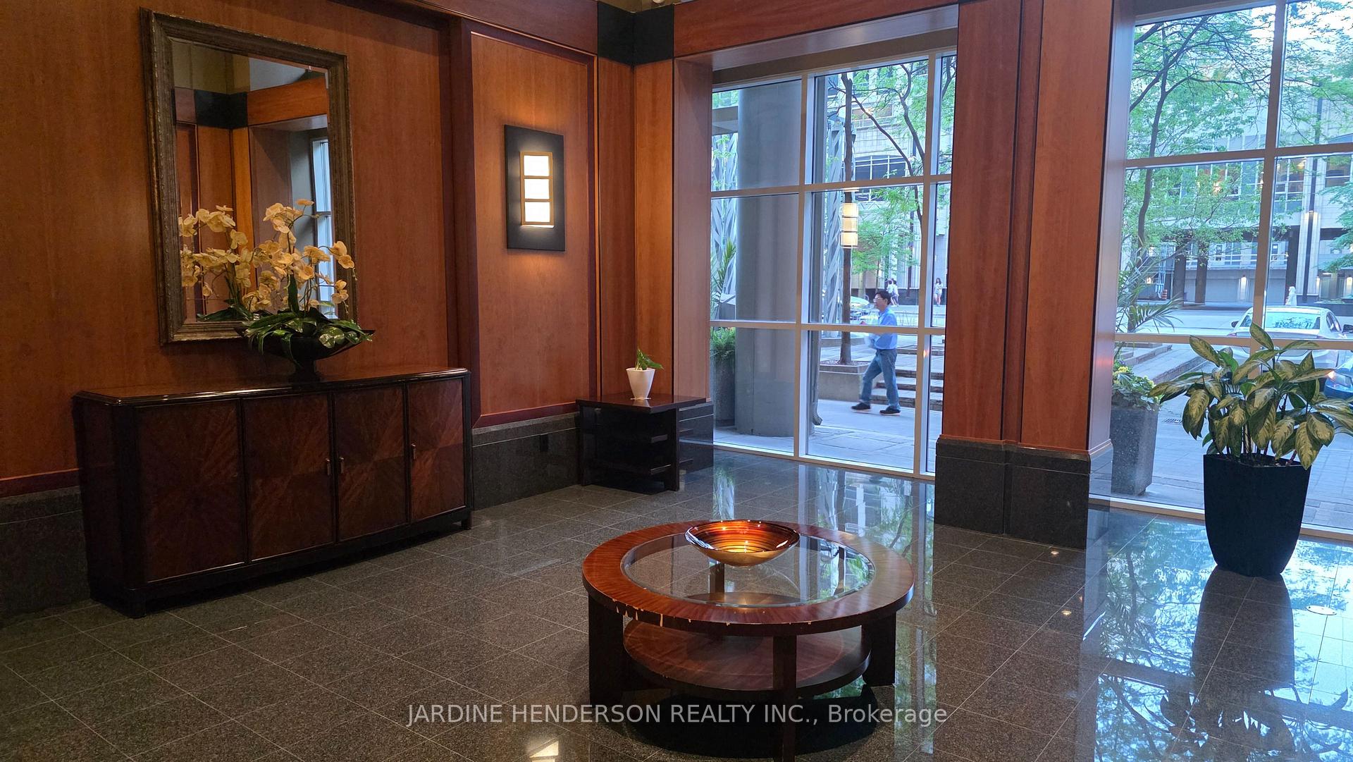Photo 17 of Unit 1502, 750 Bay Street, Toronto, Bay Street Corridor — HOMEH