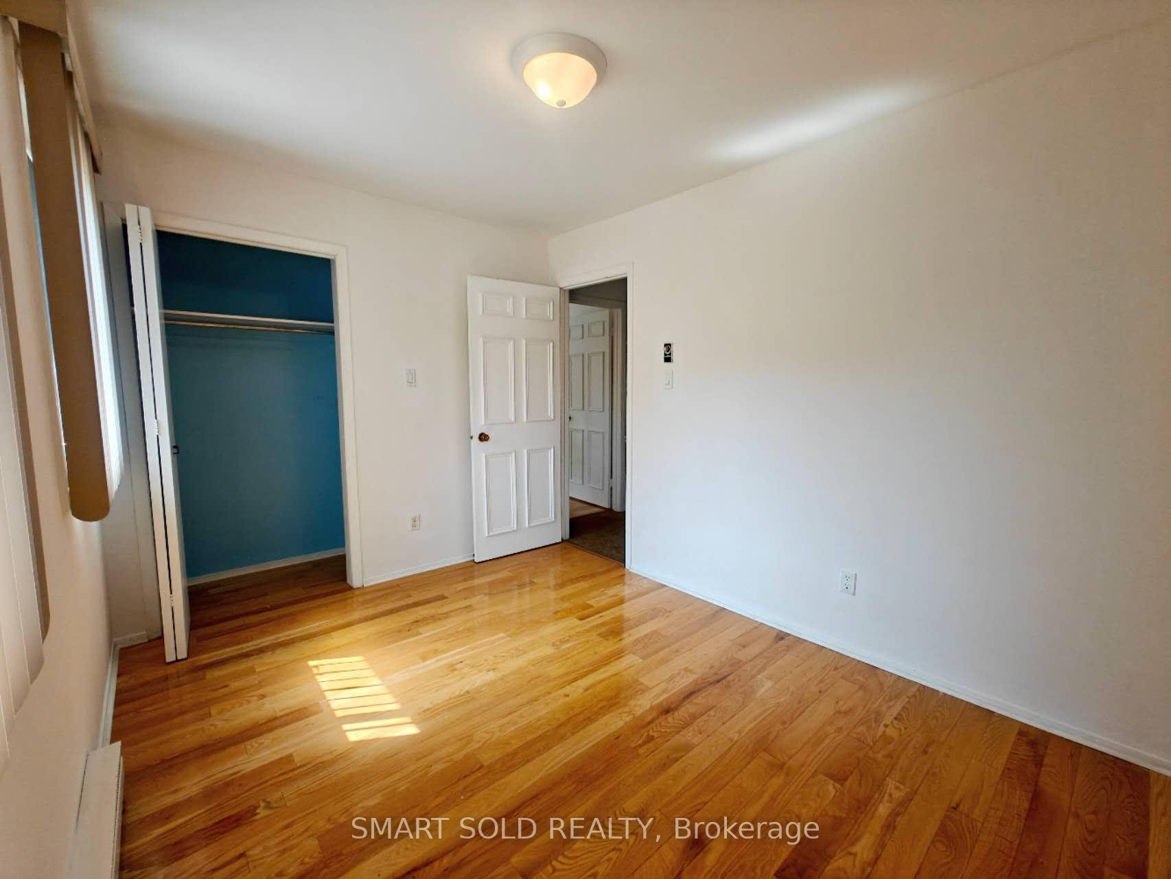 Photo 12 of 67 Emmeloord Crescent, Markham, Unionville — HOMEH
