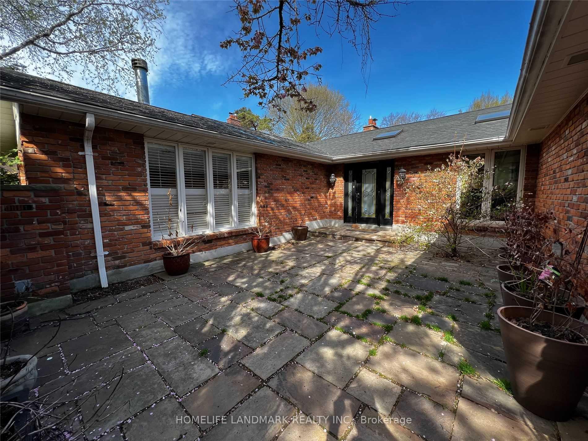 Photo 27 of 2301 Bennington Gate, Oakville, Ford — HOMEH
