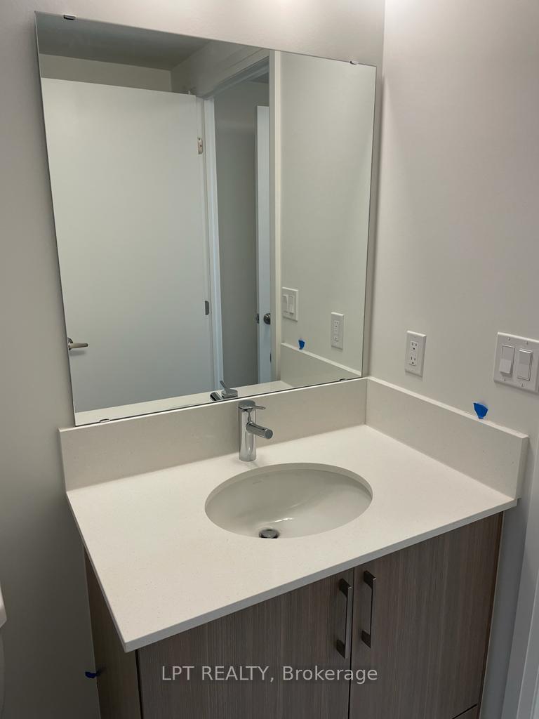 Photo 18 of Unit 218, 58 Lakeside Terrace, Barrie, Little Lake — HOMEH