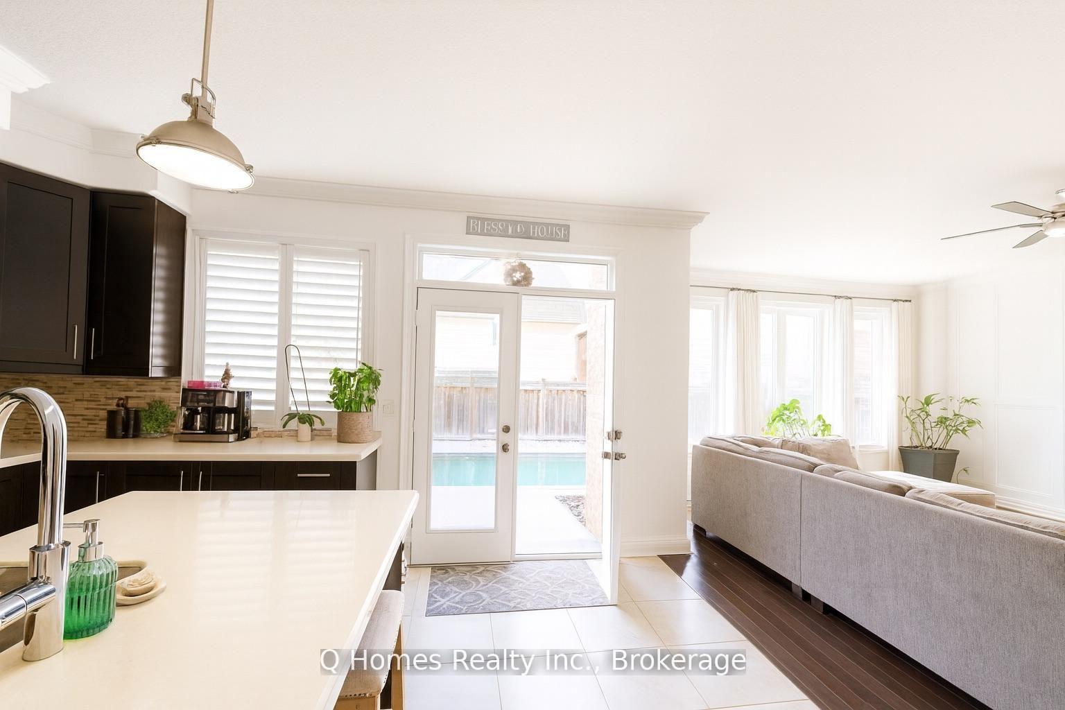 Photo 12 of 33 Graihawk Drive, Barrie, Ardagh — HOMEH