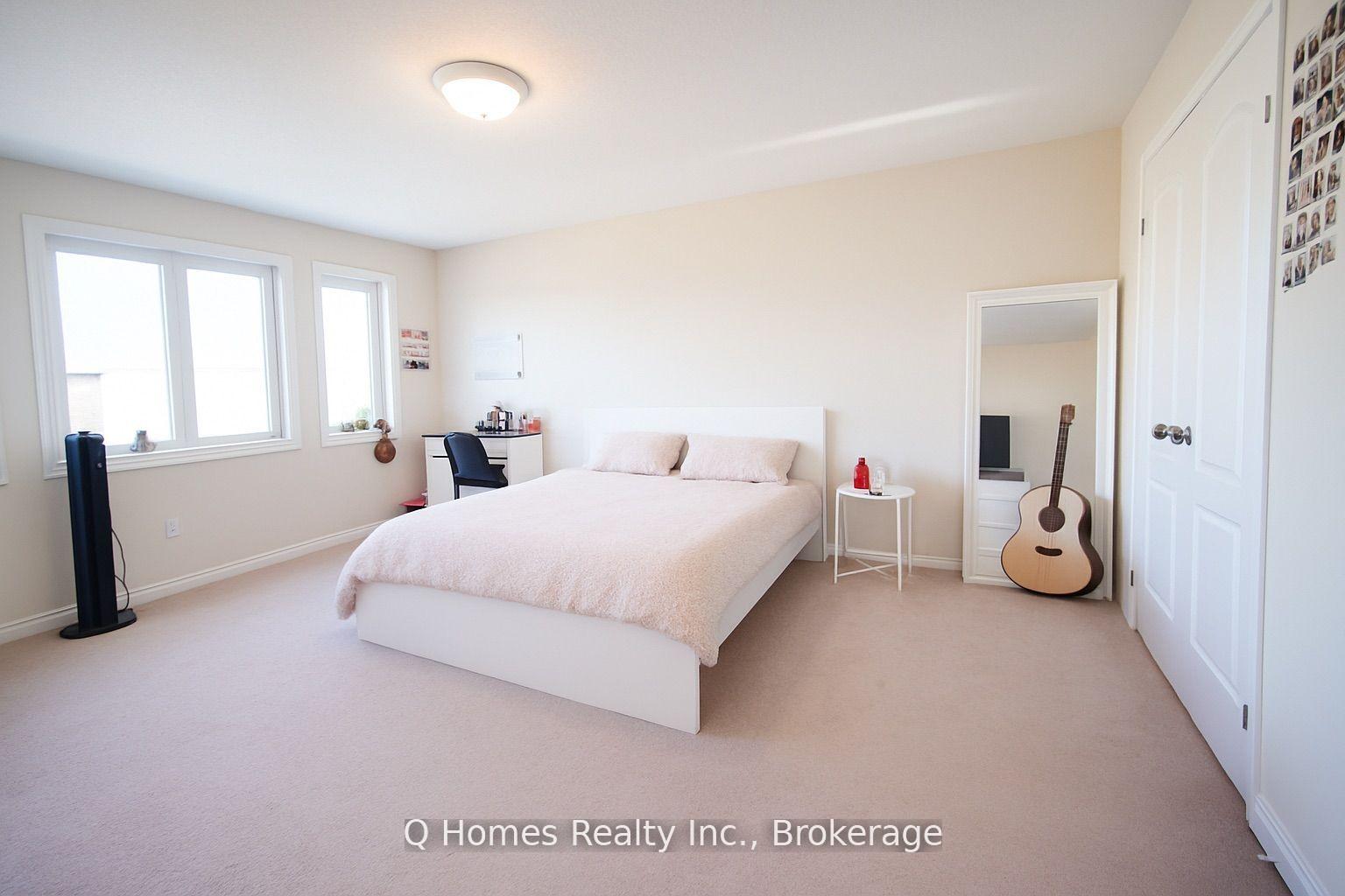 Photo 23 of 33 Graihawk Drive, Barrie, Ardagh — HOMEH