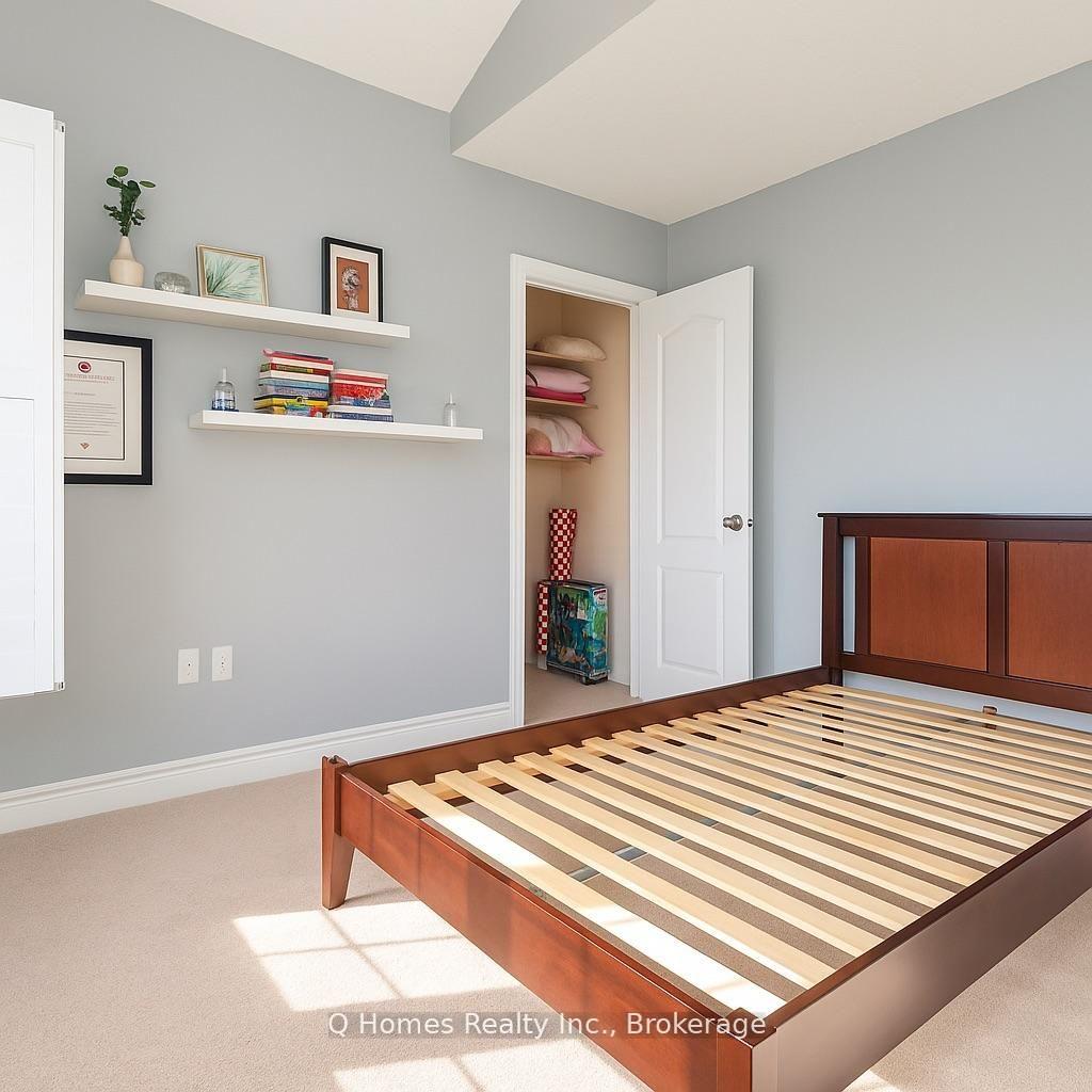 Photo 27 of 33 Graihawk Drive, Barrie, Ardagh — HOMEH