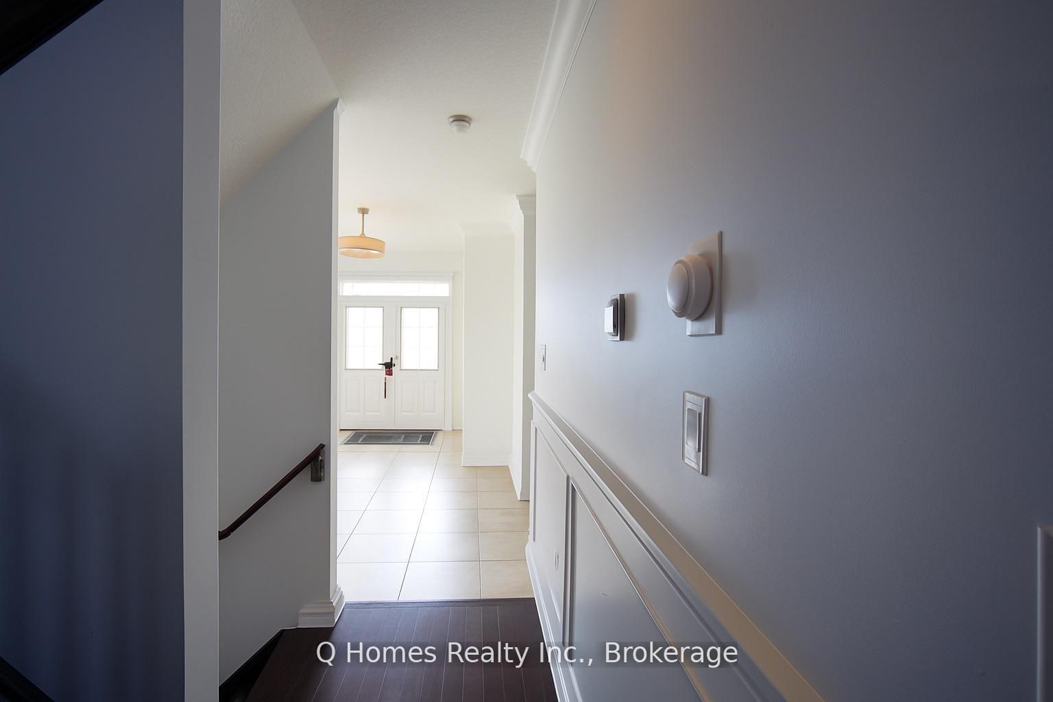 Photo 28 of 33 Graihawk Drive, Barrie, Ardagh — HOMEH